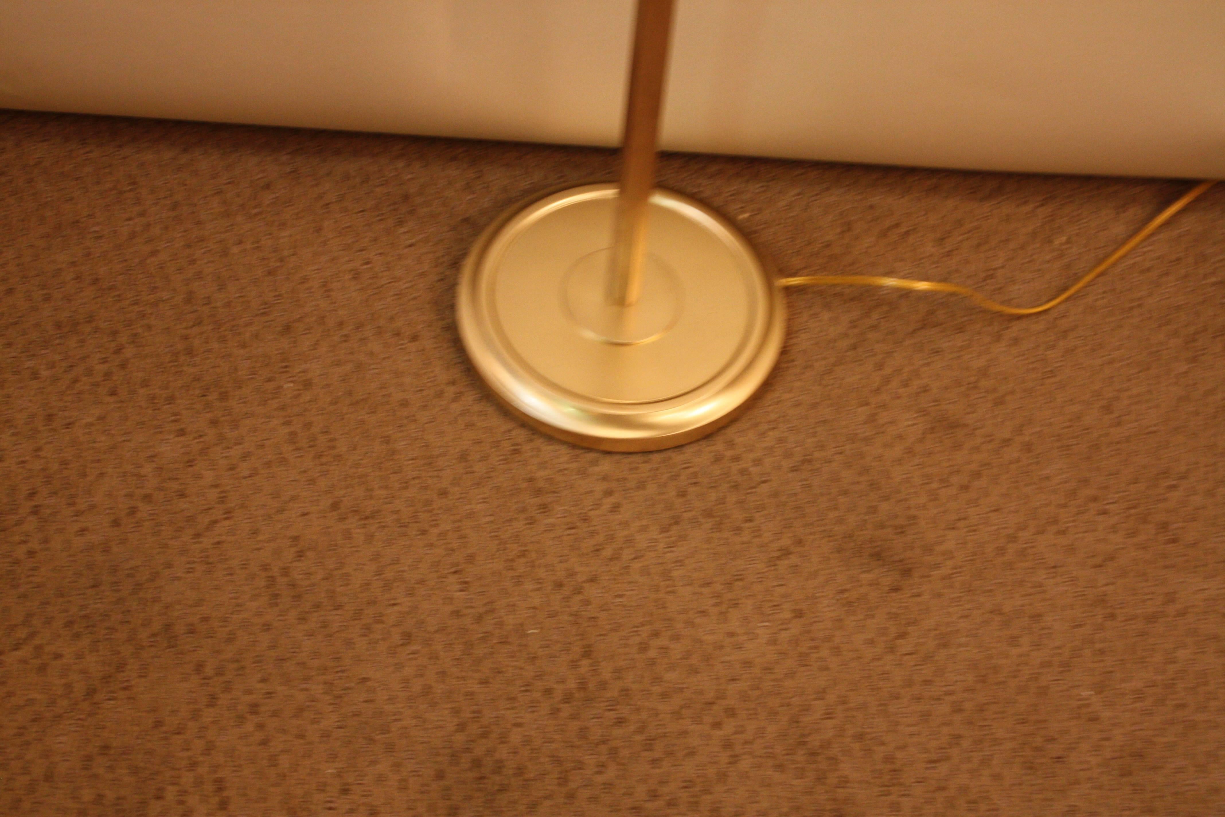 Mid-Century Swing Arm Bronze Floor Lamp In Good Condition In Fairfax, VA