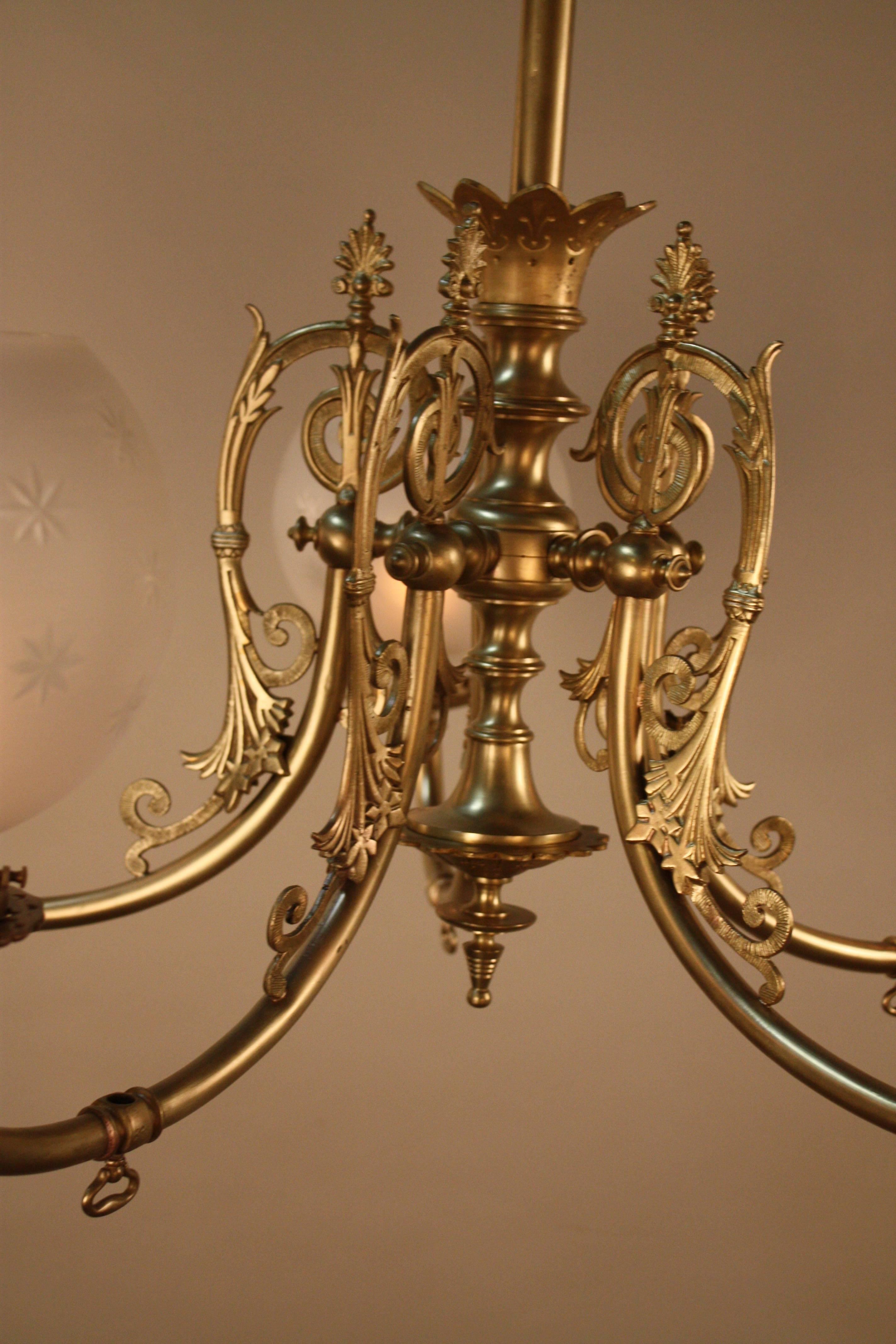 19th Century American Brass Gas Chandelier In Good Condition In Fairfax, VA