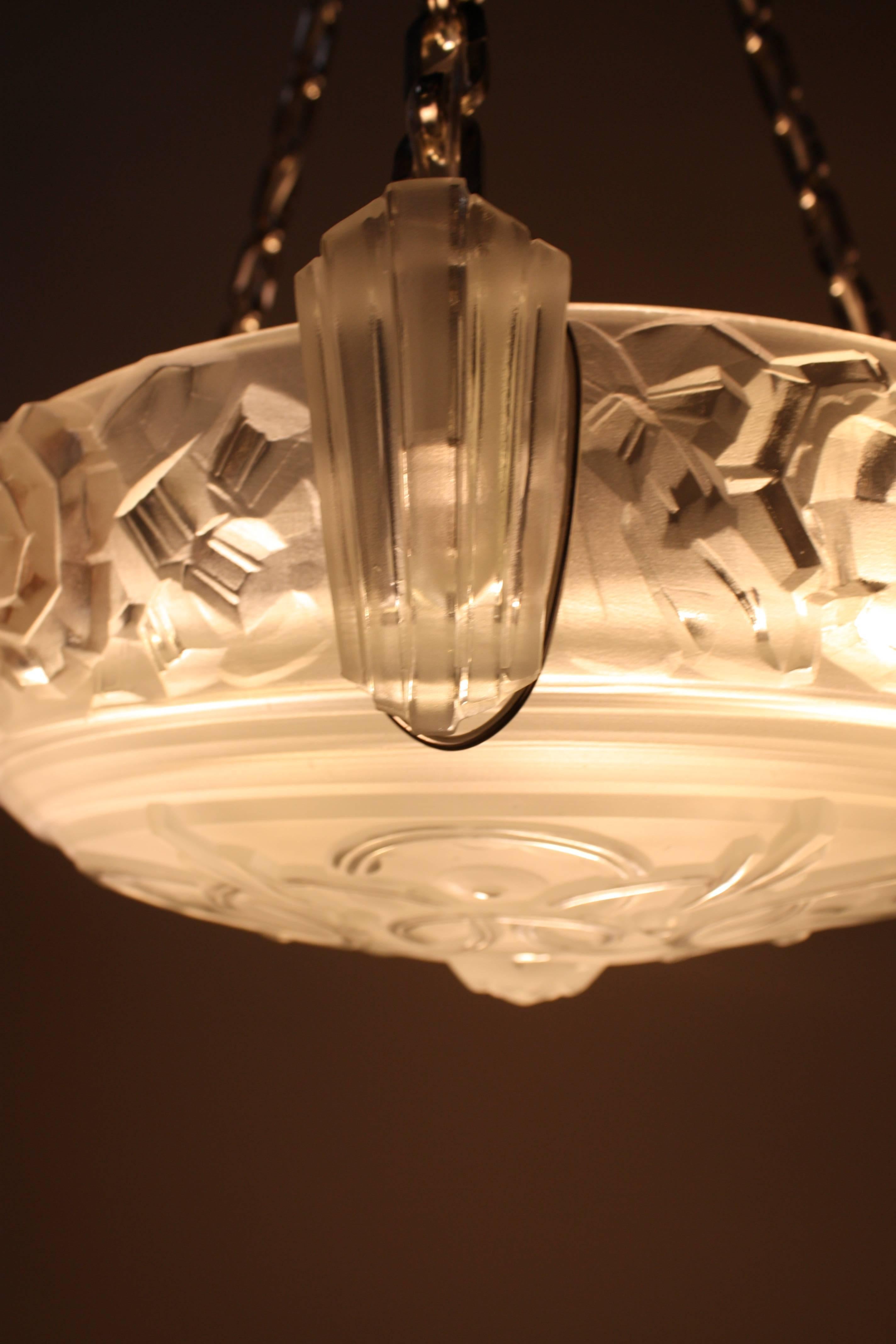 French Art Deco Chandelier by Sabino 4
