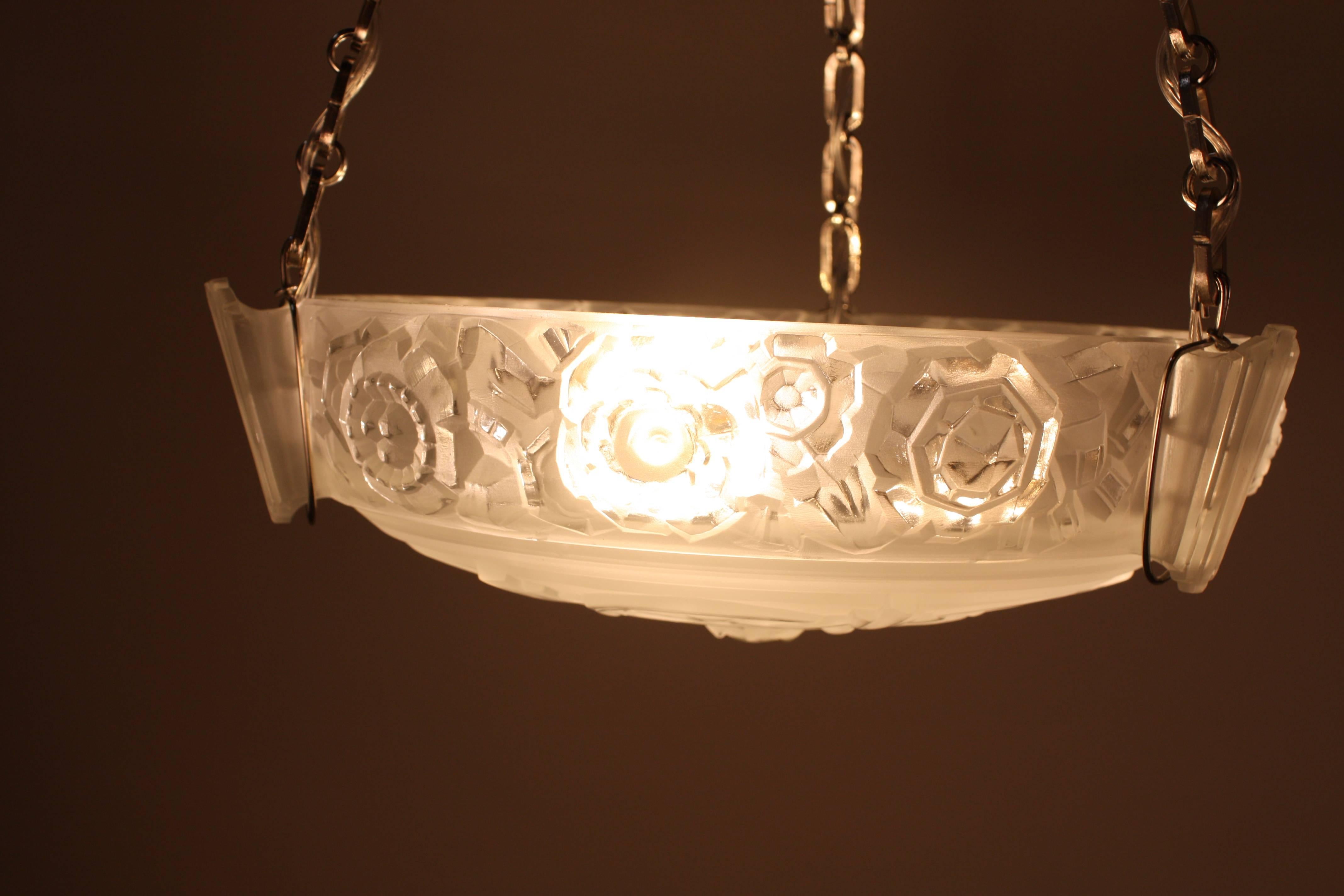 French Art Deco Chandelier by Sabino 3