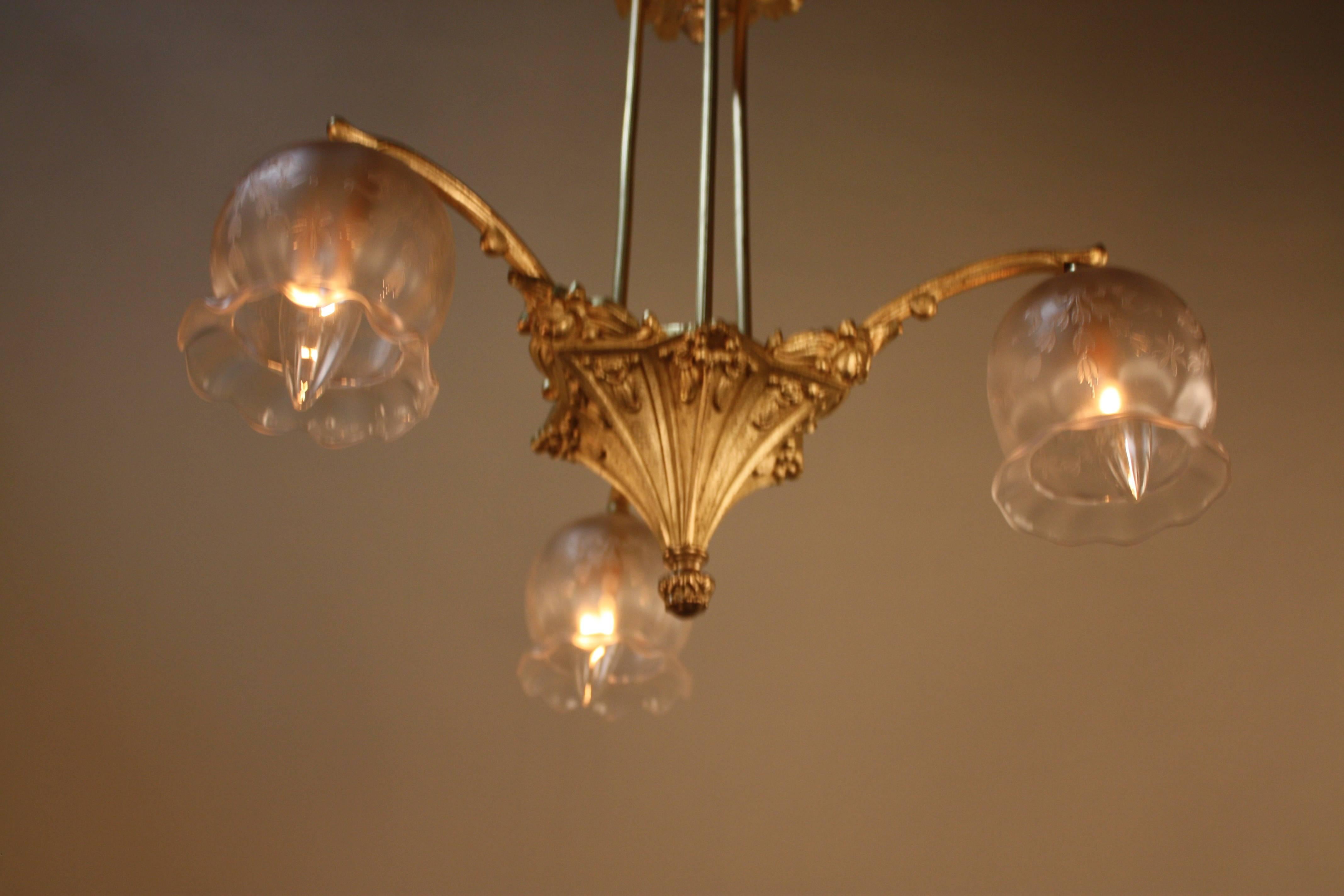 French, 1920s Bronze and Etched Glass Chandelier In Good Condition In Fairfax, VA