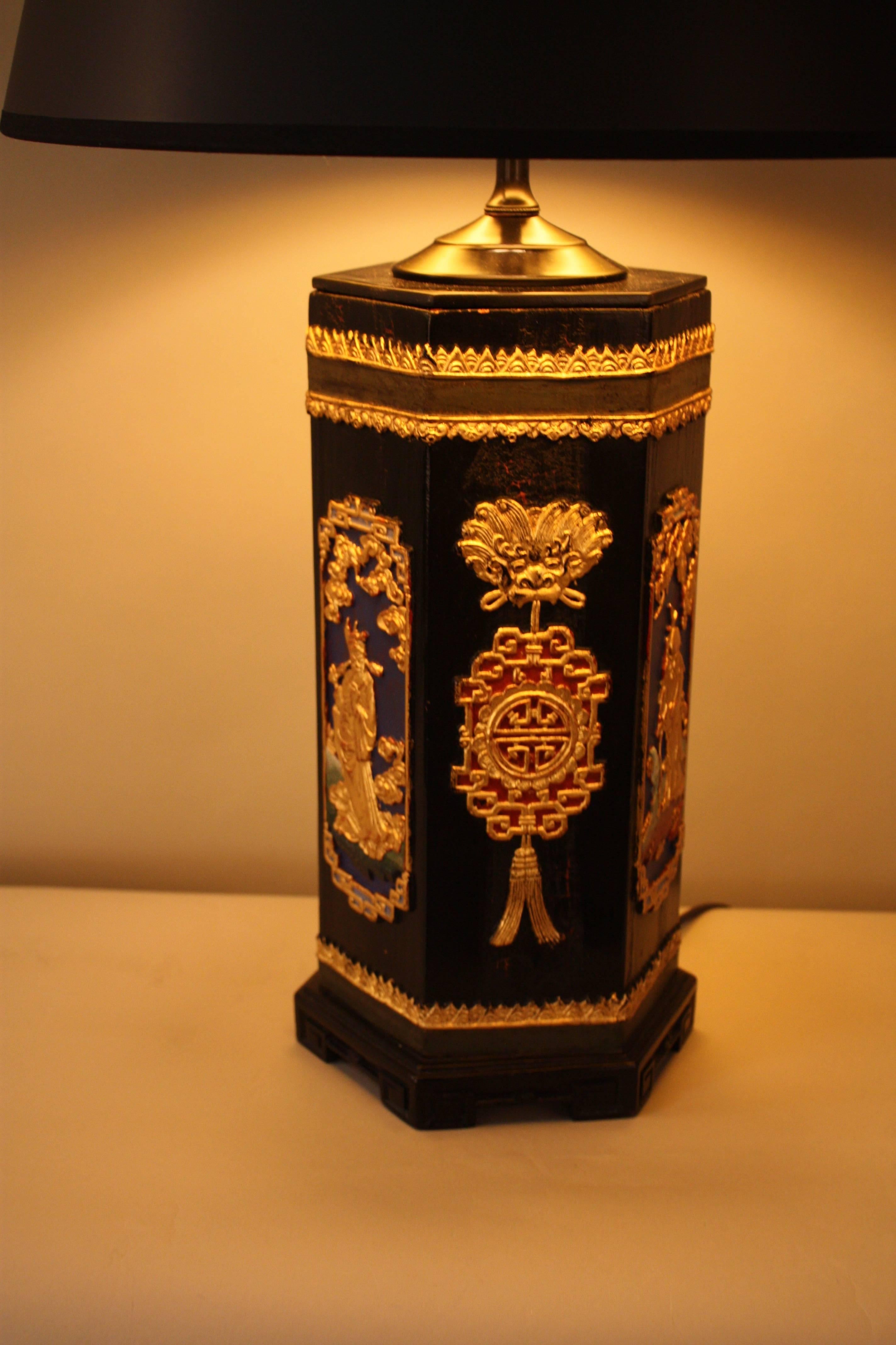Chinese Black Lacquer Wood Table Lamp 3