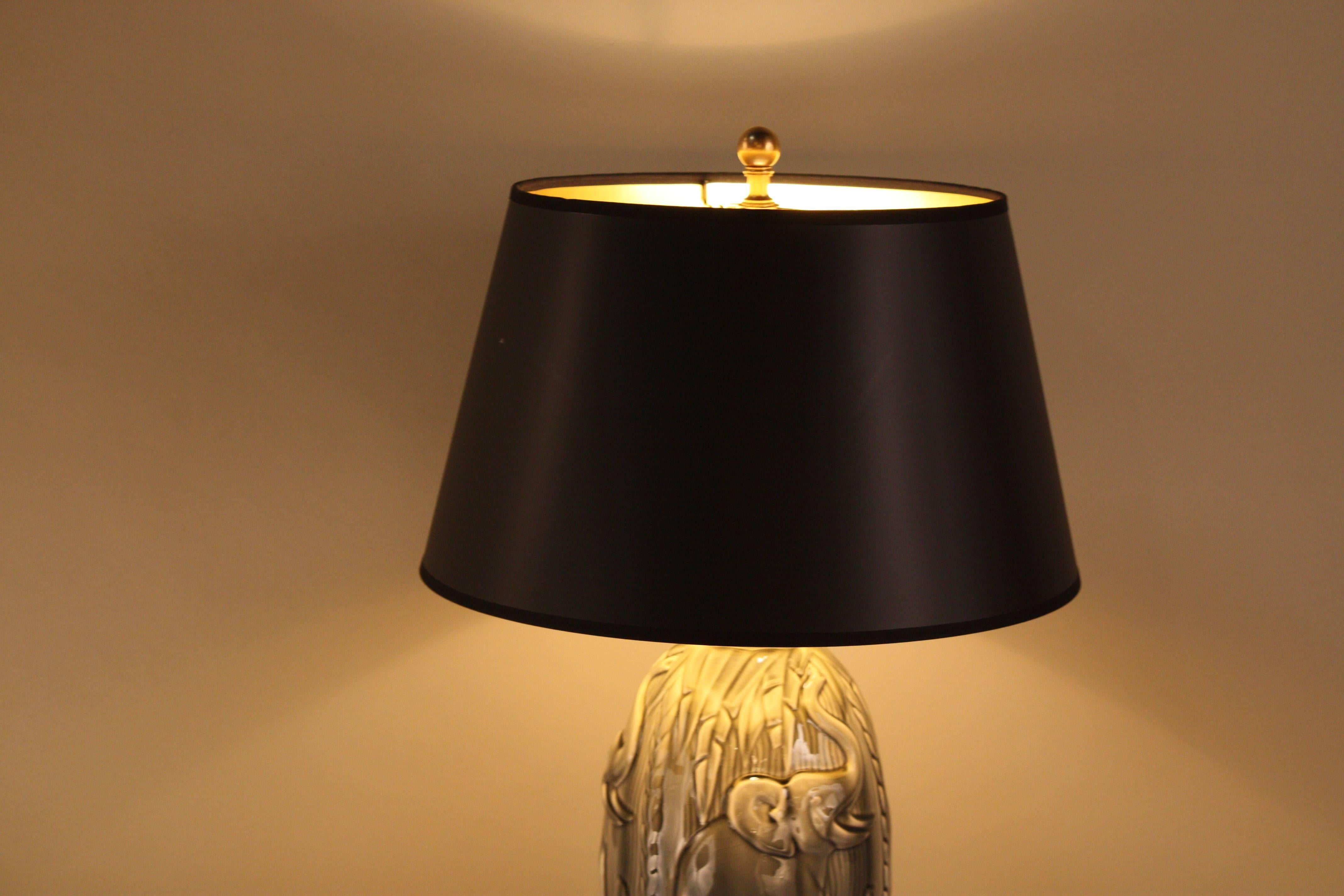 Elegant Pottery Table Lamp with Elephant Motif 3