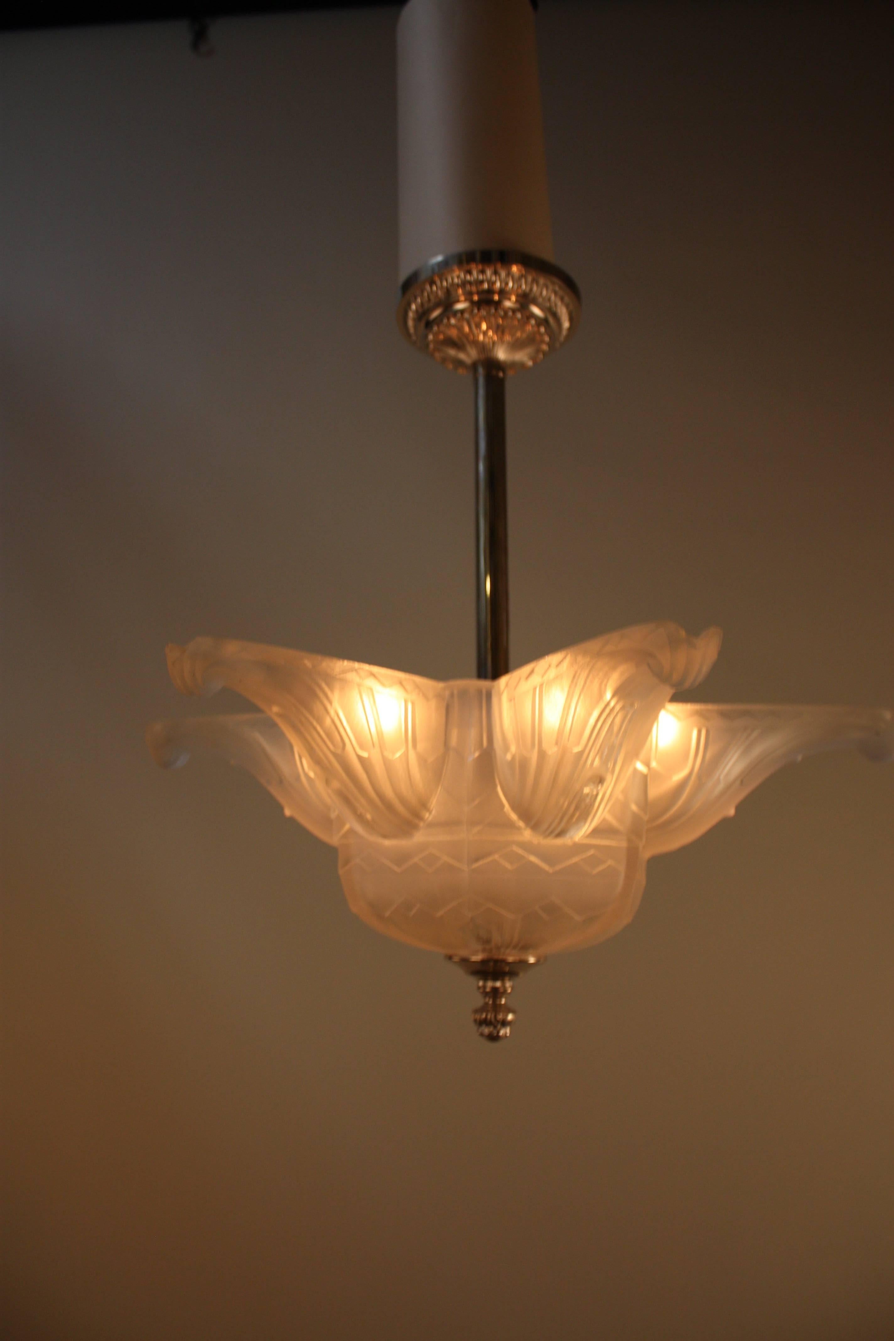 French Art Deco Chandelier by Des Hanots 3