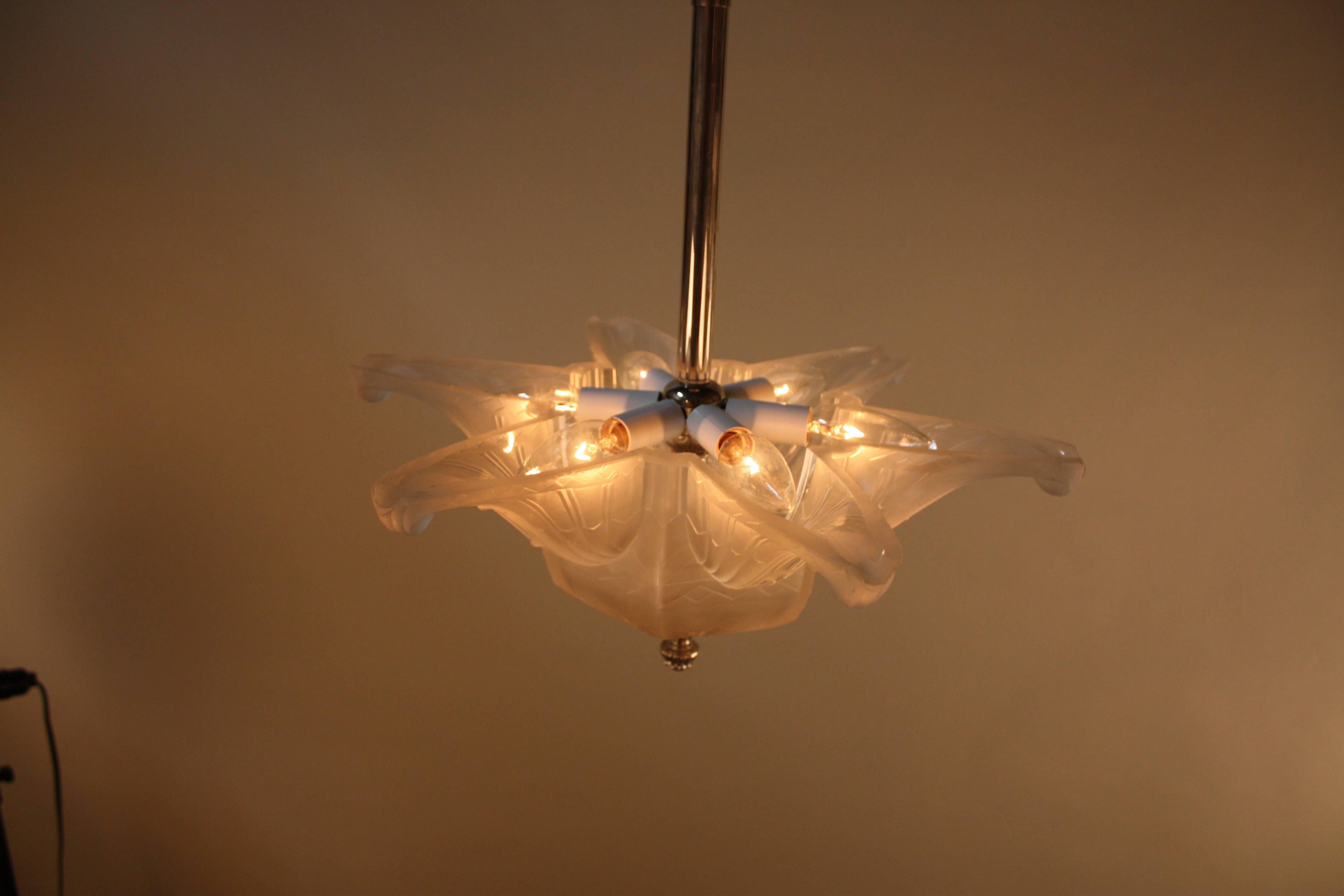 French Art Deco Chandelier by Des Hanots 2