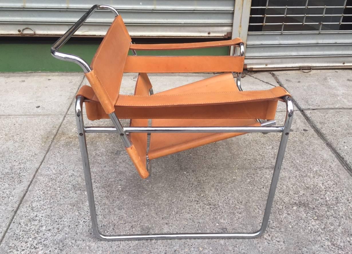 Pair of Marcel Breuer Wassily Chairs for Knoll In Good Condition In New York, NY