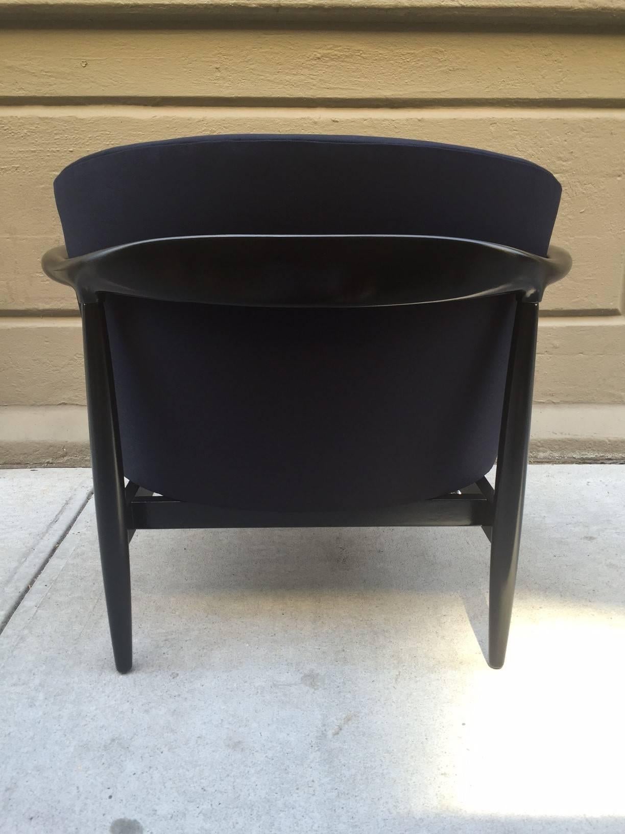 Danish Pair of Sculptural Ib Kofod-Larsen Lounge Chairs
