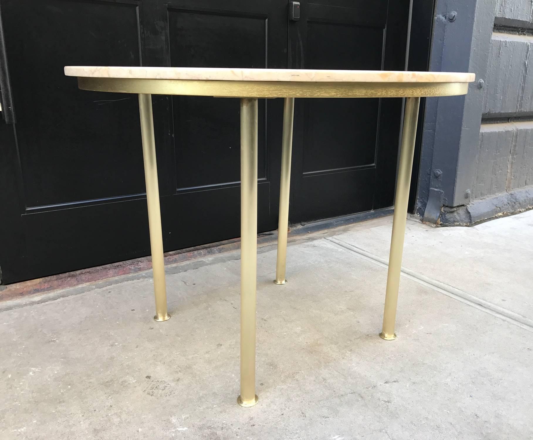 Round Marble Top and Brass Center Table Style of Raphael In Good Condition For Sale In New York, NY
