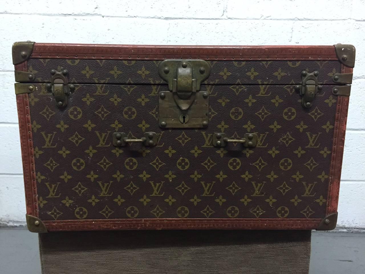 Vintage Louis Vuitton Hat Box For Sale at 1stdibs