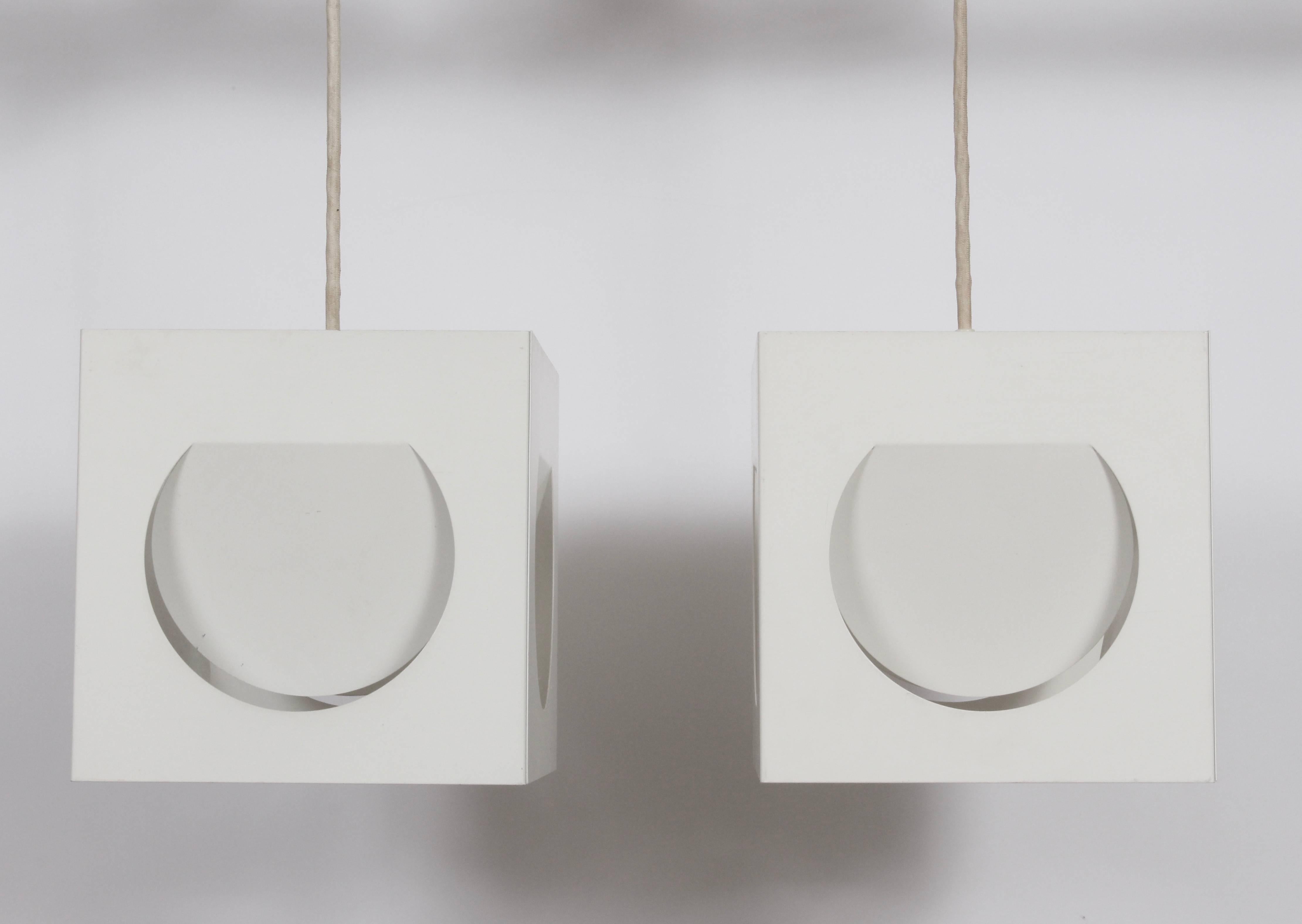 Pair of Shogo Suzuki for Stockmann Orno White Metal Cube Hanging Lamps, 1960s For Sale 1