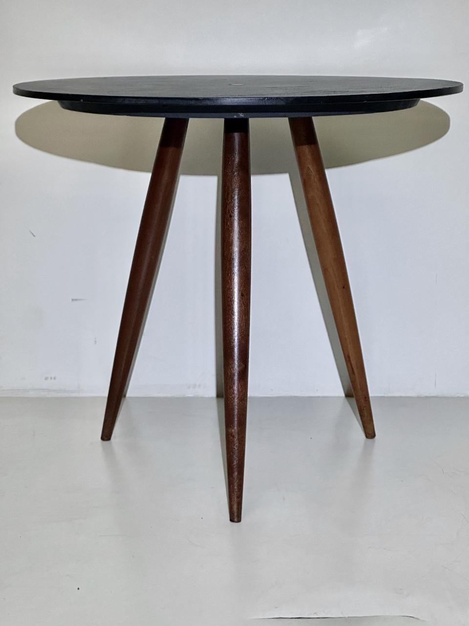 American Phillip Lloyd Powell Circular Charcoal Slate and Walnut Occasional Table, 1960 For Sale