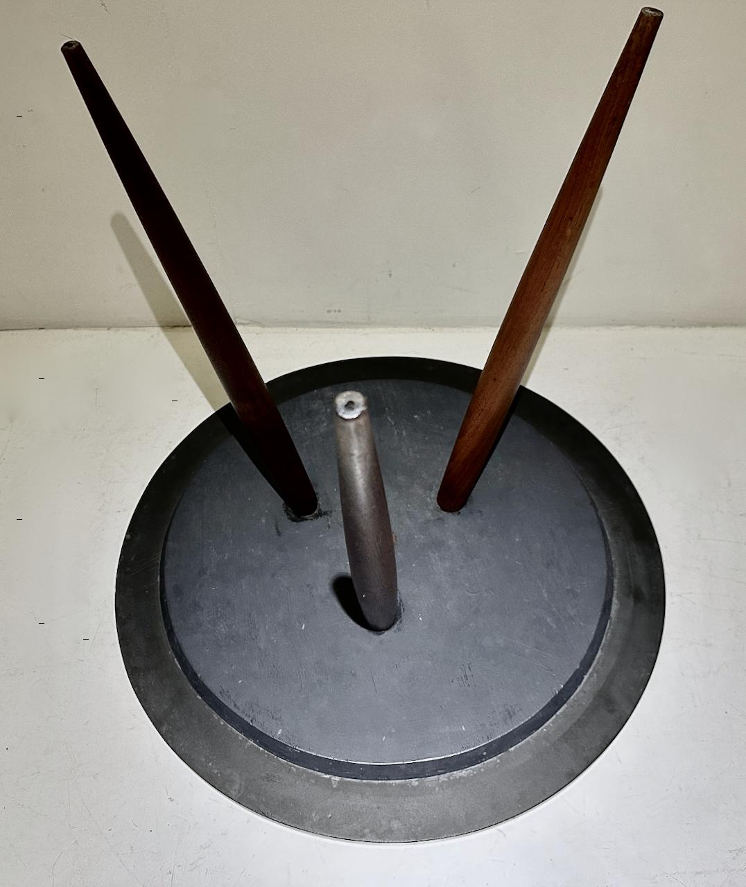 Phillip Lloyd Powell Charcoal Slate & Walnut Tripod Occasional Table, 1960 For Sale 10