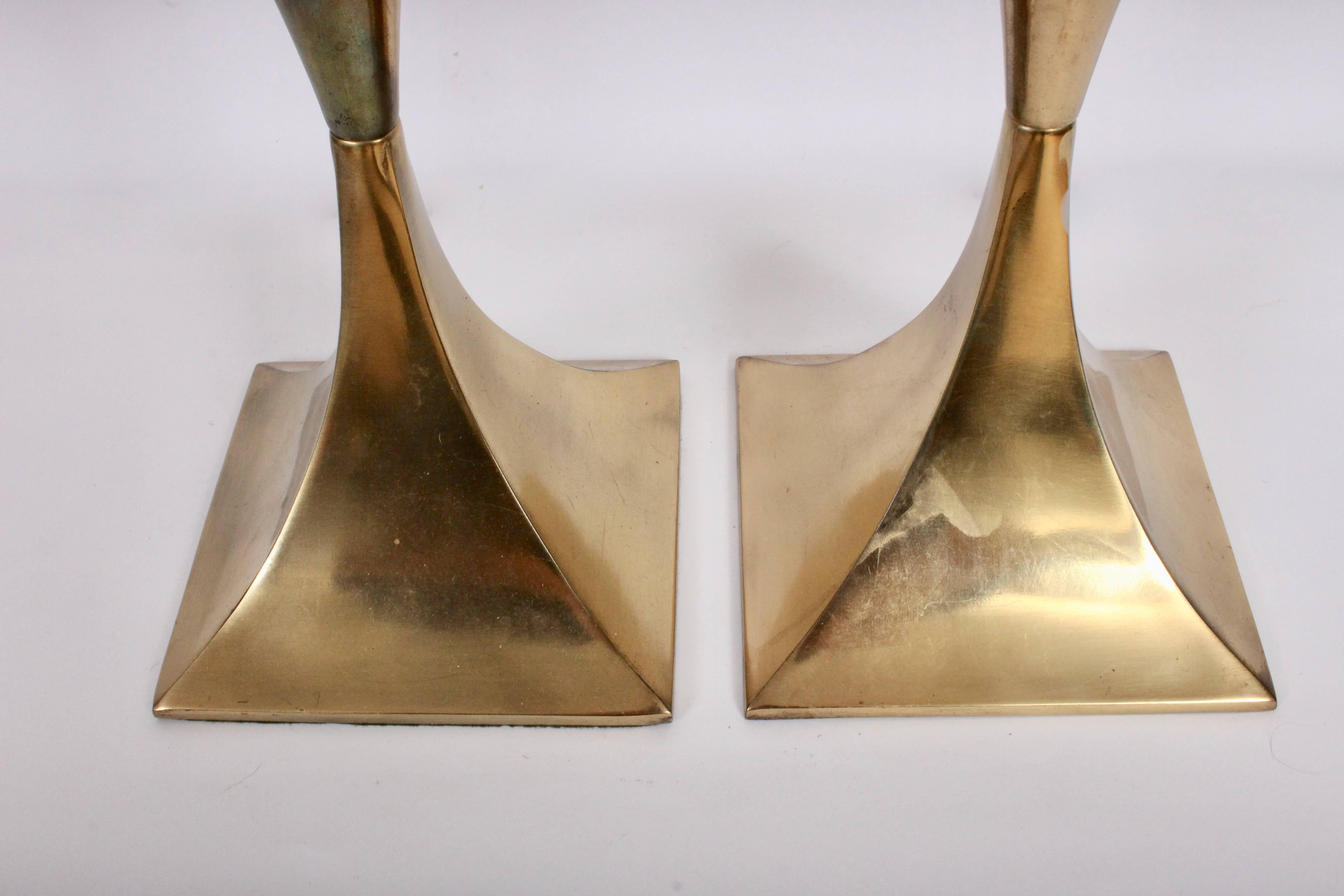 Plated Tall Pair Tony Paul Style Westwood Industries Vented Brass Table Lamps, 1950s For Sale