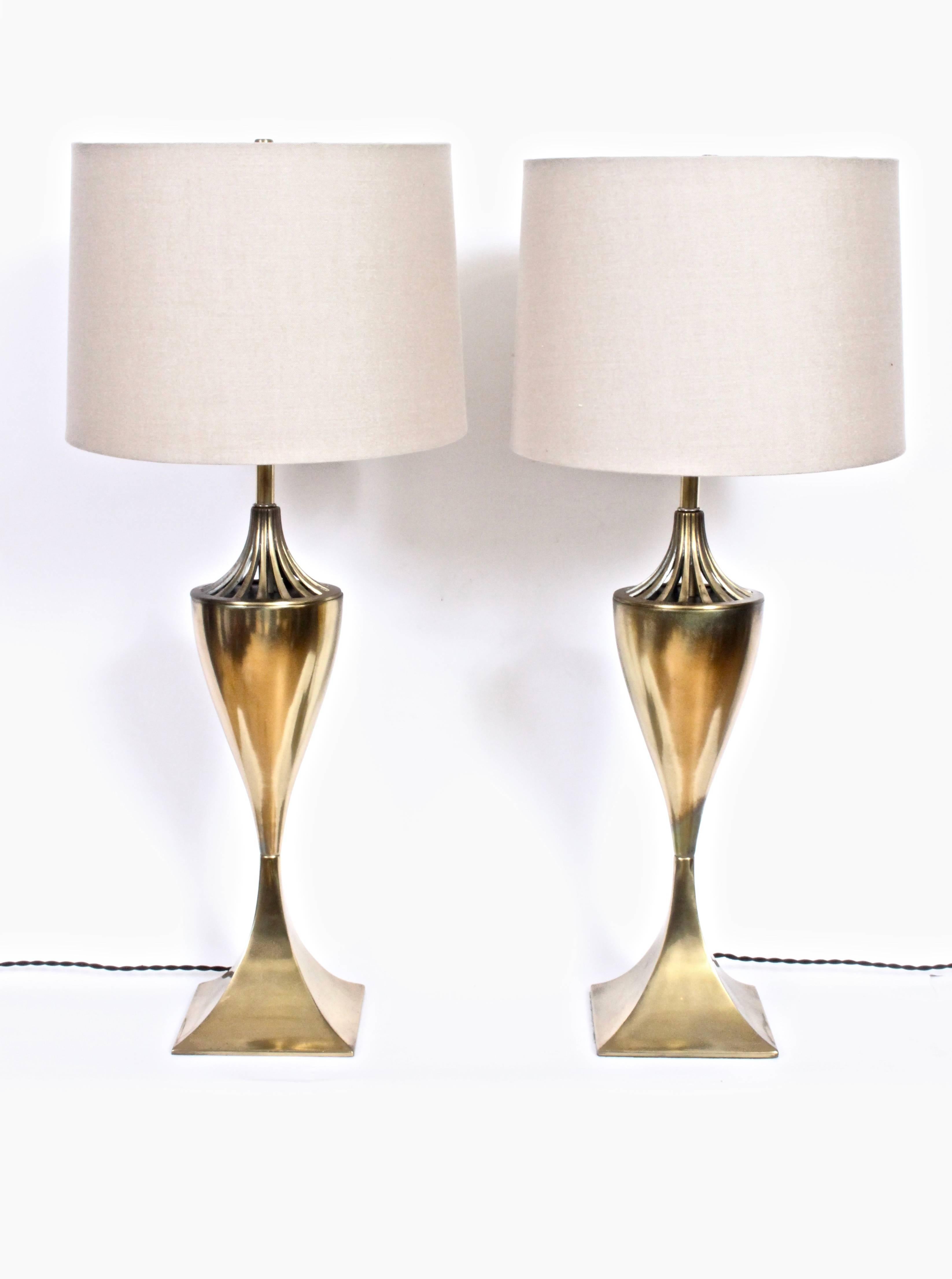 Tall Pair Tony Paul Style Westwood Industries Vented Brass Table Lamps, 1950s In Good Condition For Sale In Bainbridge, NY