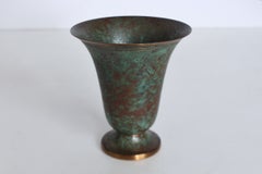 Vaso a forma di tromba in bronzo con finitura verdigris di Carl Sorensen, anni '50
