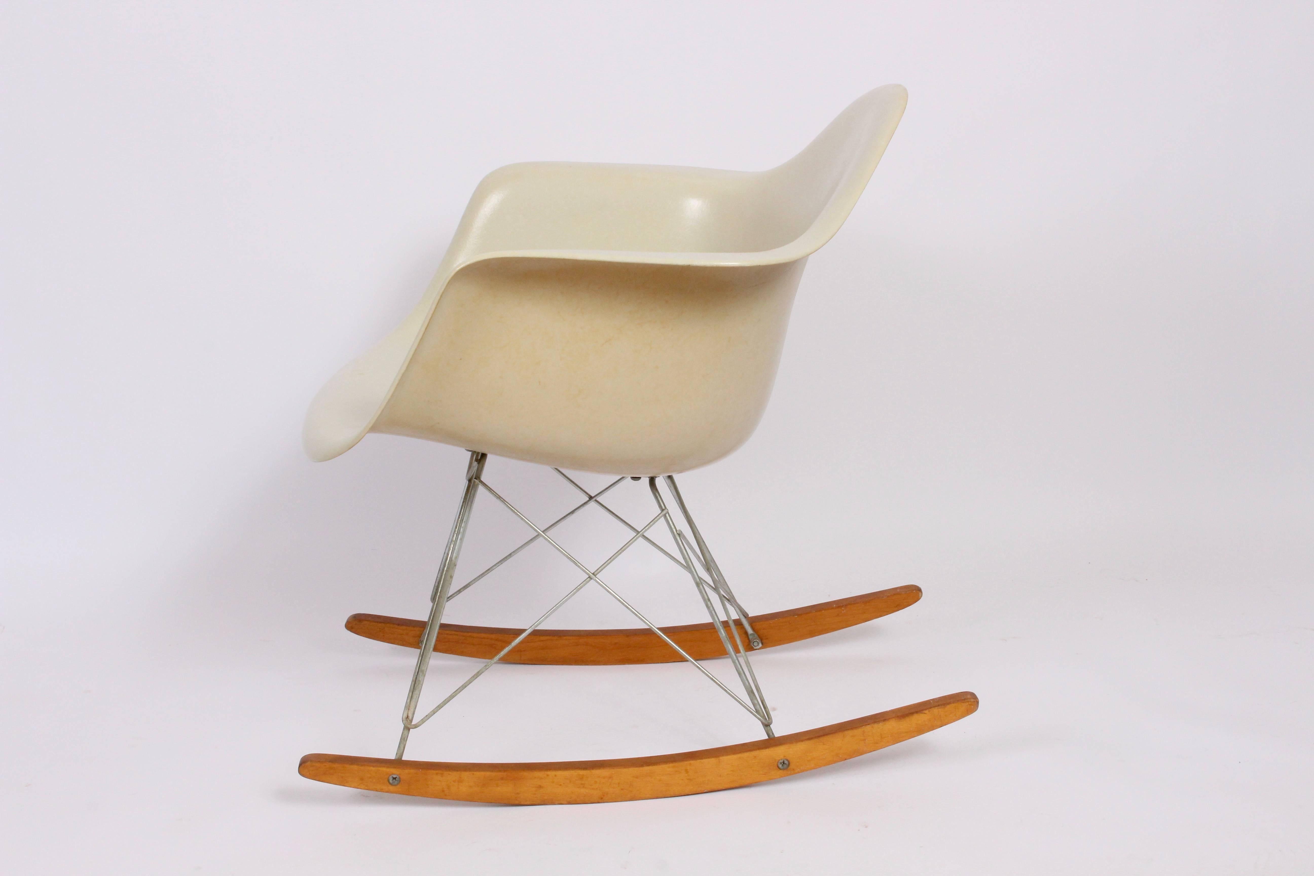 Steel Charles & Ray Eames for Herman Miller RAR Cream Rocking Chair, 1963 