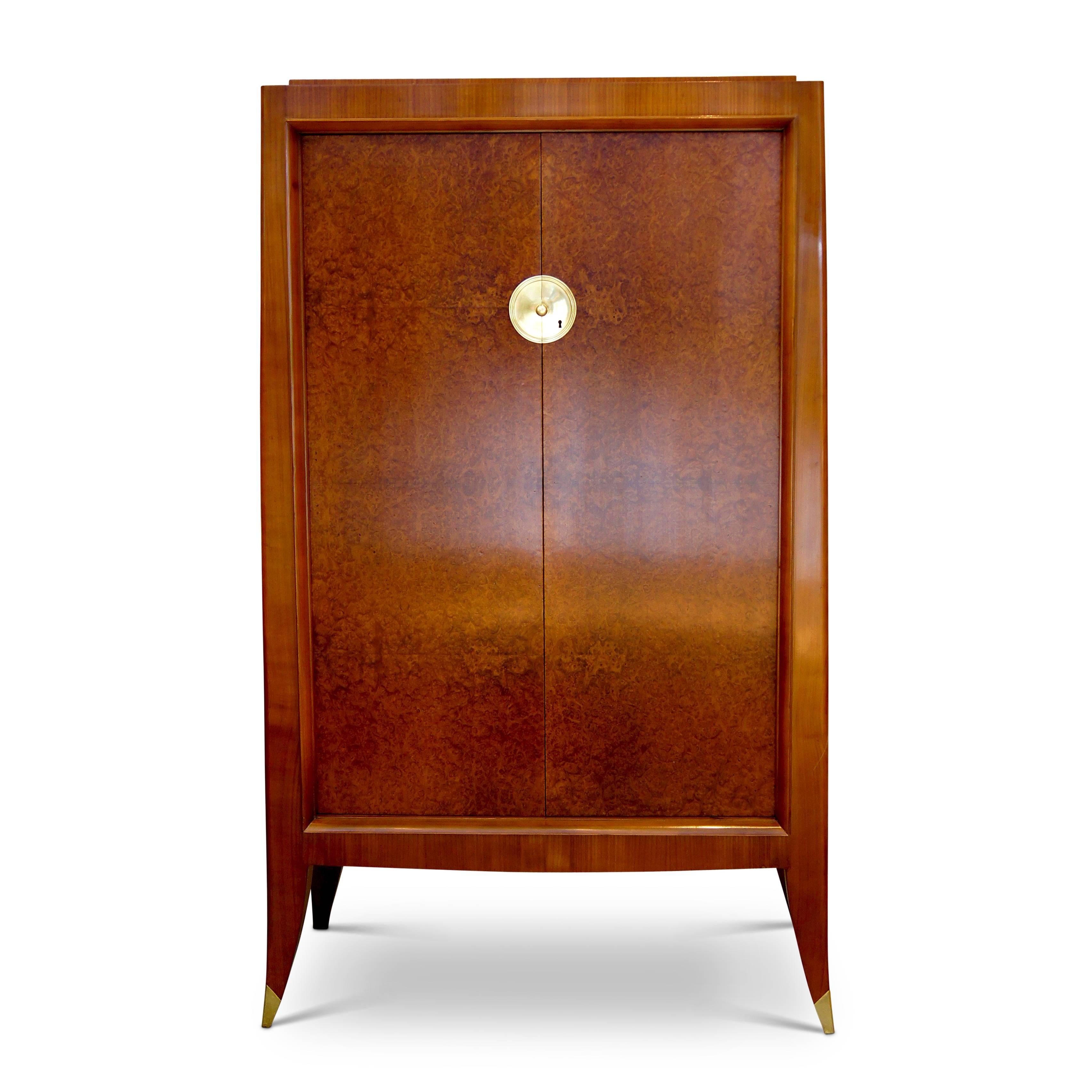 Very Fine Storage Cabinet of an Original Office Duo by Alfred Porteneuve im Zustand „Hervorragend“ im Angebot in New York, NY