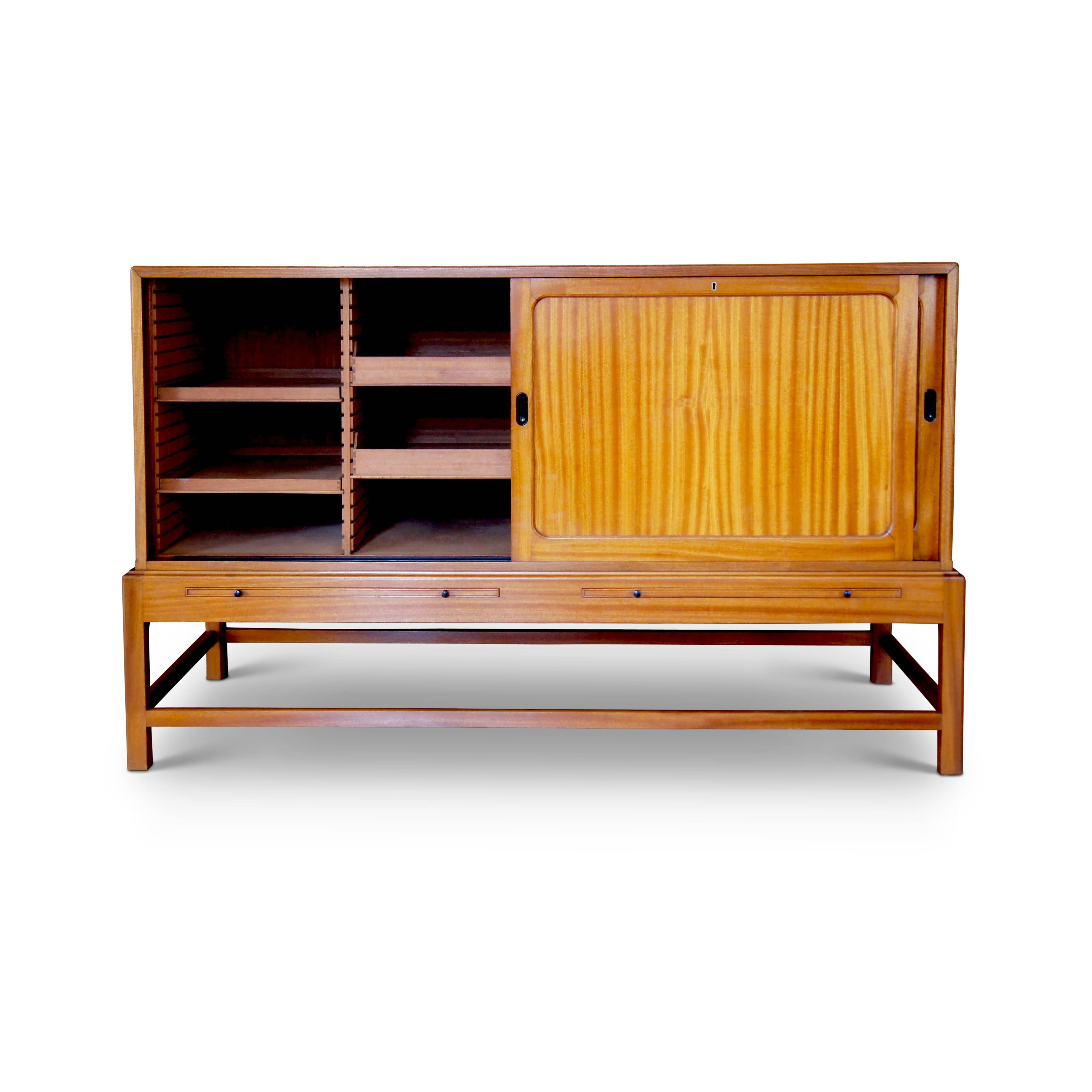 Sideboard Model 4122 in Cuban Mahogany by Kaare Klint In Good Condition For Sale In New York, NY