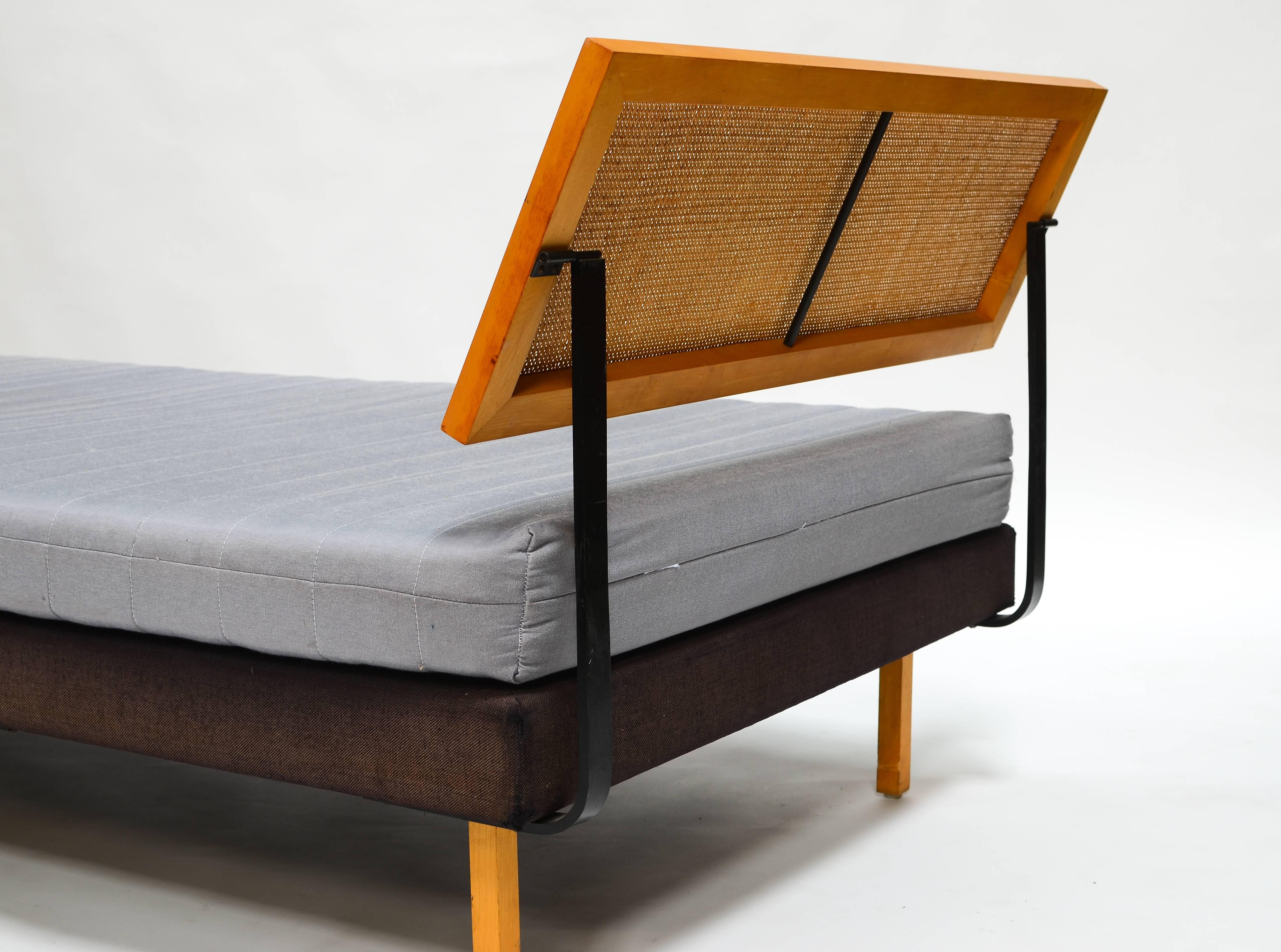 Rattan Richard Schultz Daybed for Knoll, 1960s For Sale