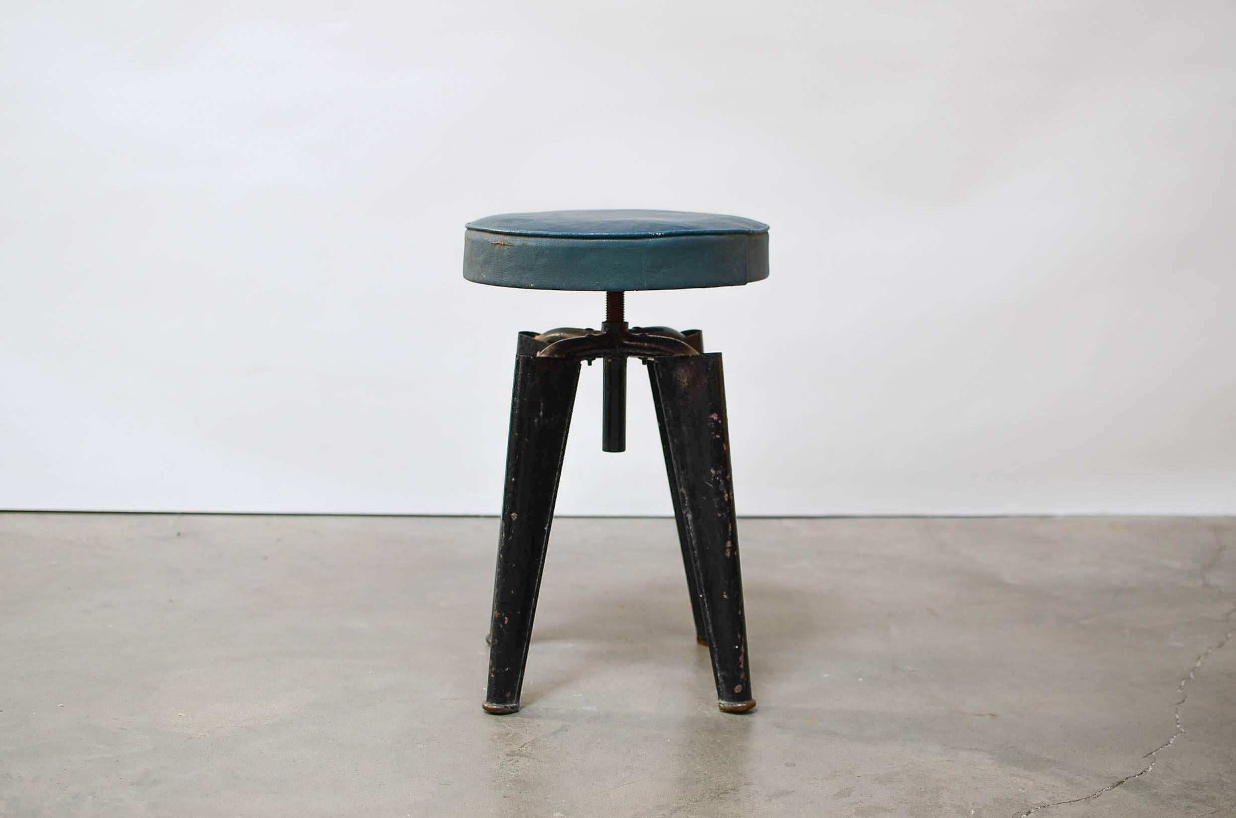 Mid-Century Modern Clemenceau Stool by Dominique, 1960s, France For Sale