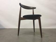 Hans Wegner FH 4103 Walnut and Leather Side Chair, Denmark, 1950s