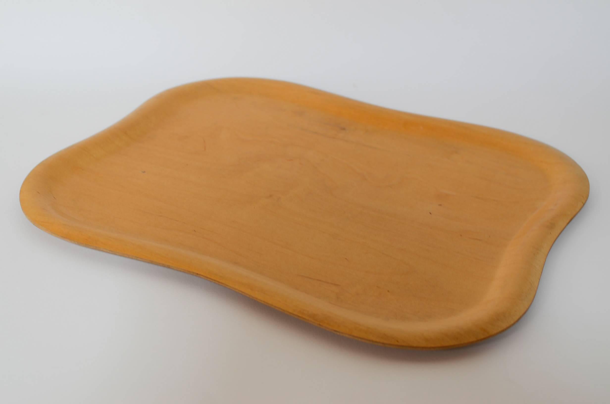 Tapio Wirkkala Molded Plywood Trays, 1950s In Excellent Condition For Sale In Berkeley, CA