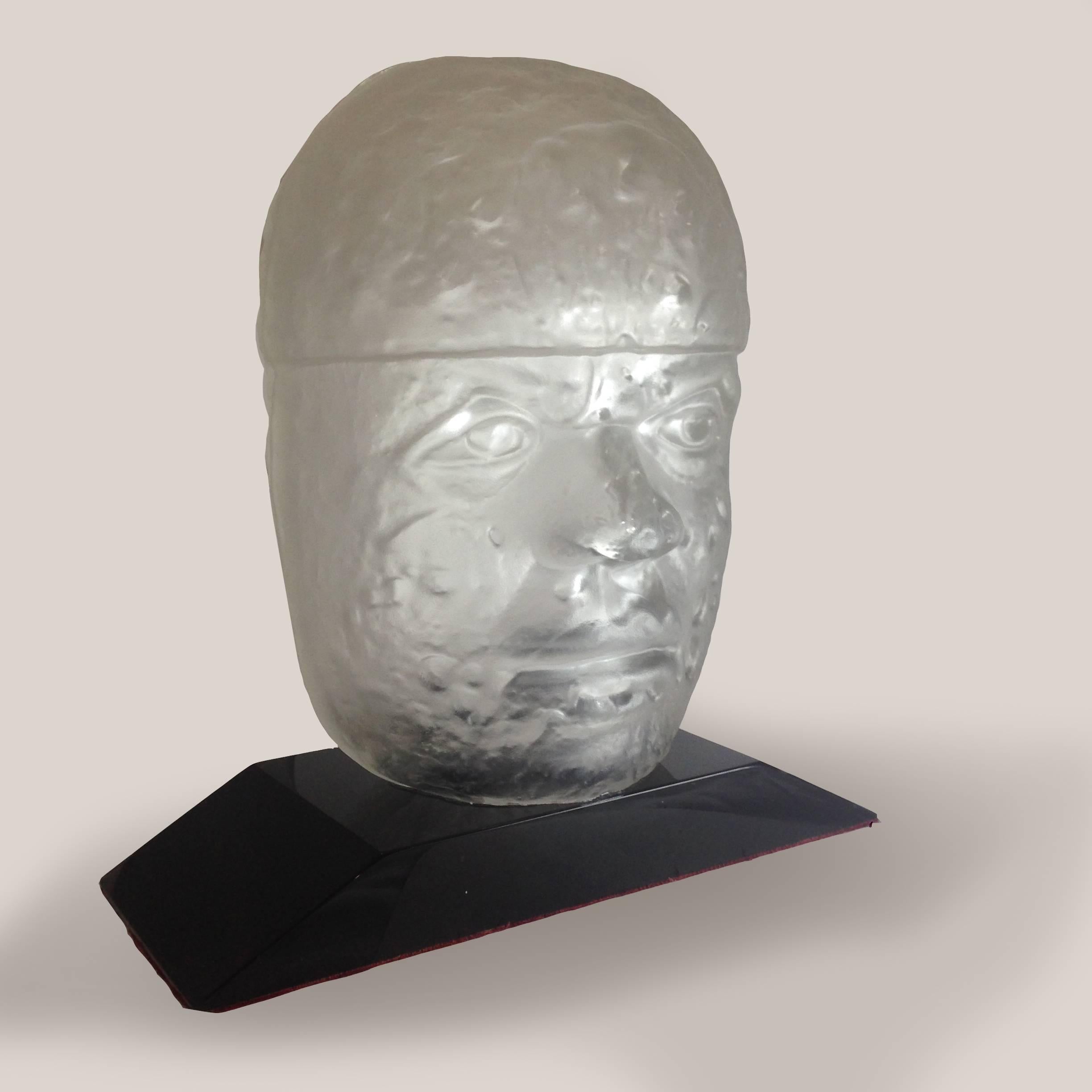 Pedro Ramírez Vázquez Glass Sculpture Olmec Head In Good Condition In 0, Cuauhtemoc