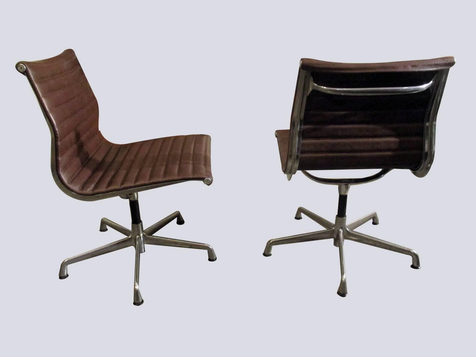 Mexican Eames Aluminium Group Armless Chairs for Herman Miller Refurbished with Leather For Sale