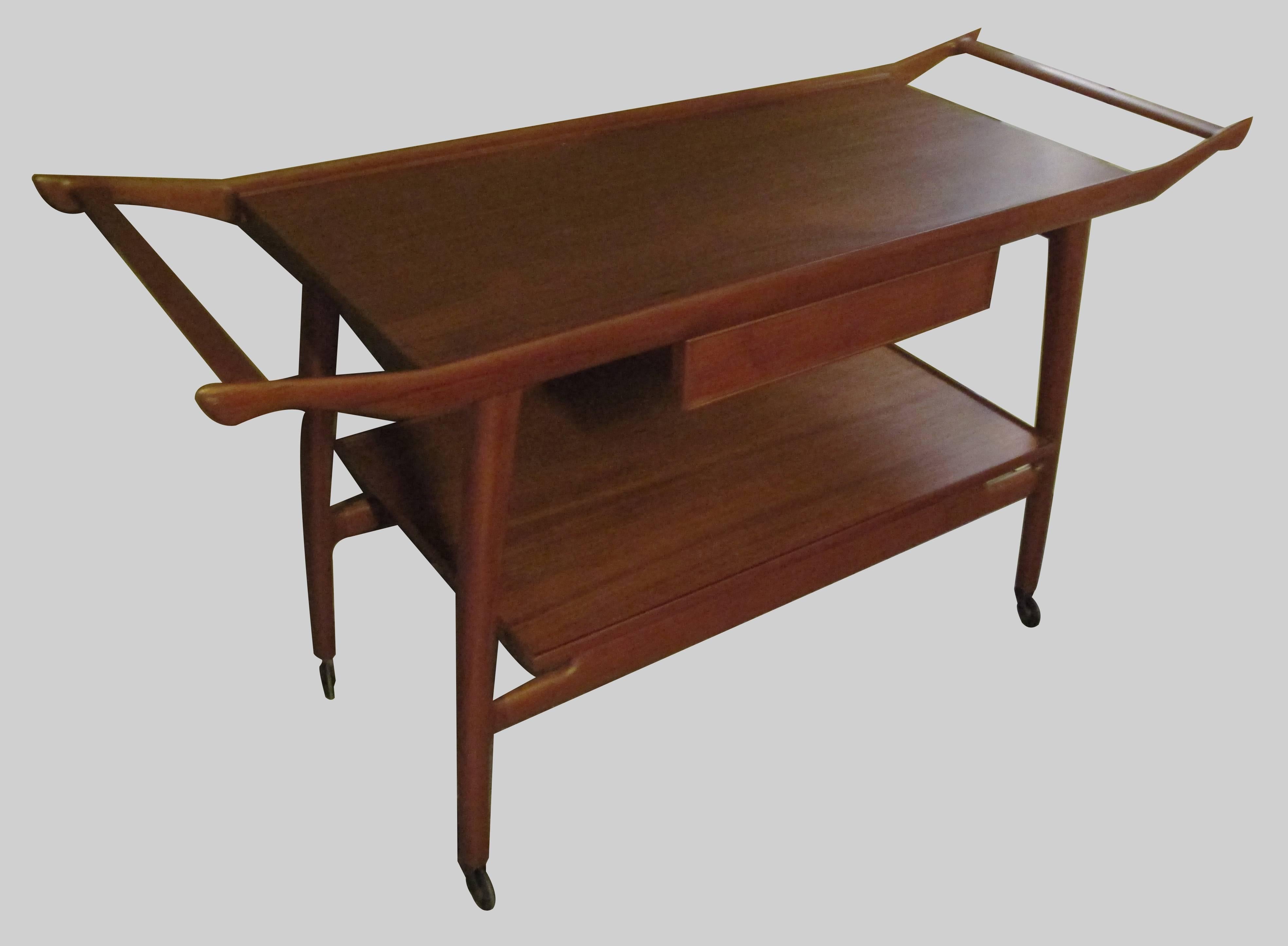 Mid-20th Century Wooden Danish Bar Serving Cart in the Style of Tove & Edvard Kindt-Larsen, 1950s