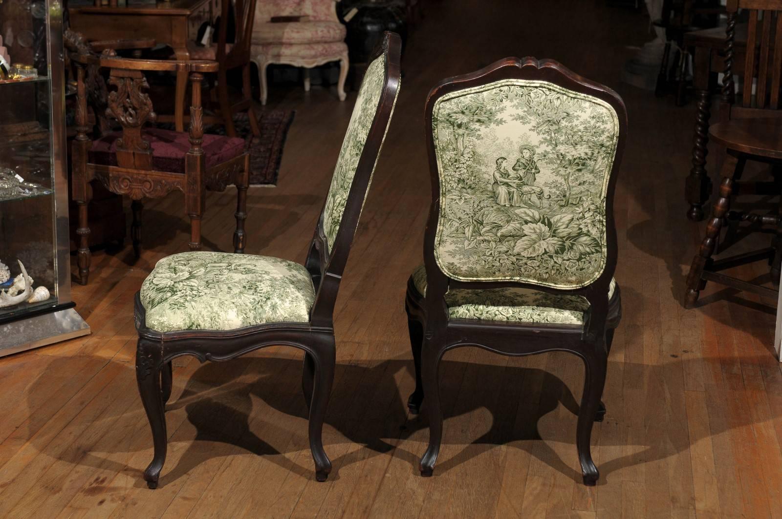 Pair of Louis XV Side Chairs of Oak In Good Condition In Atlanta, GA