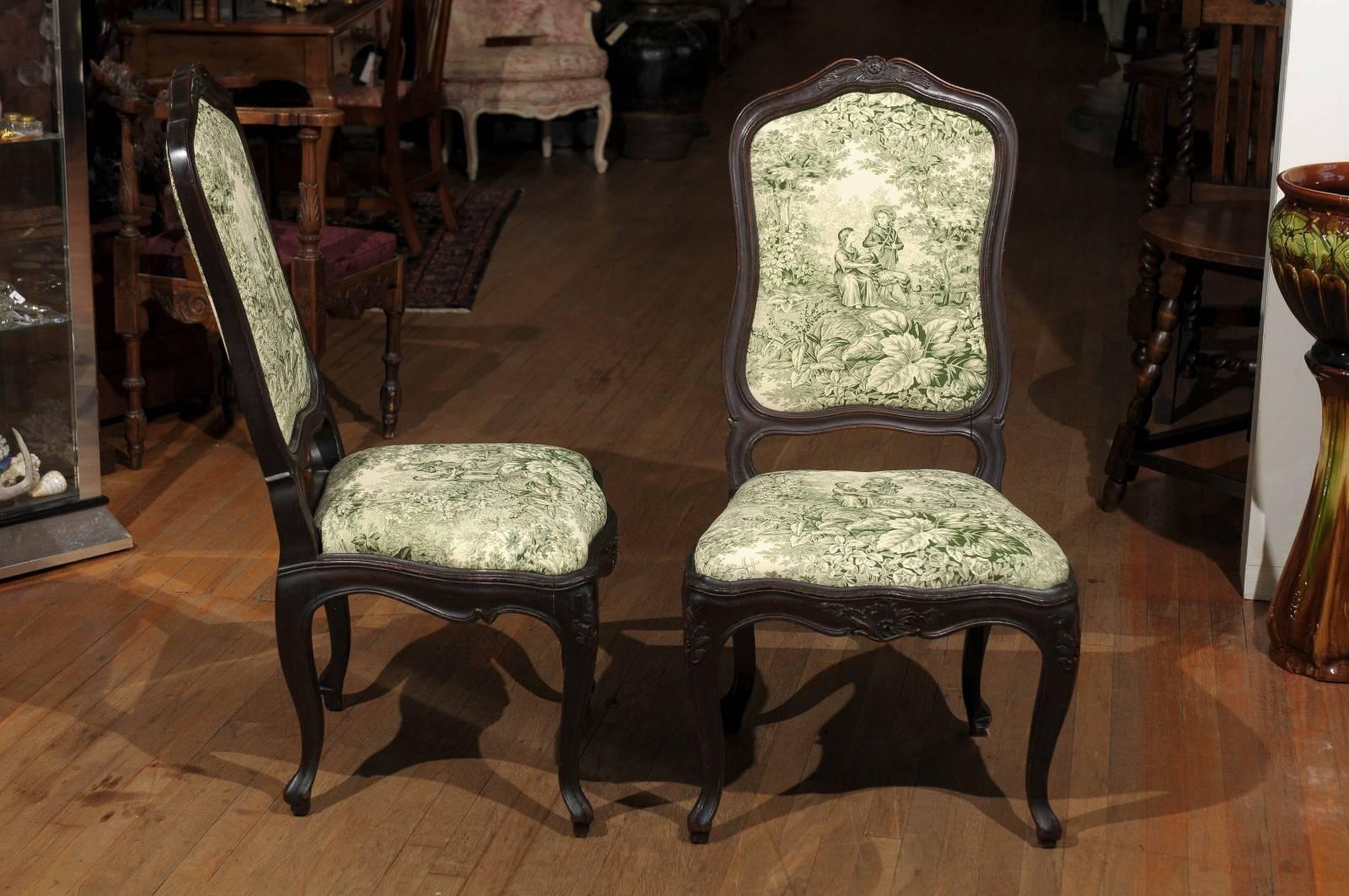 20th Century Pair of Louis XV Side Chairs of Oak