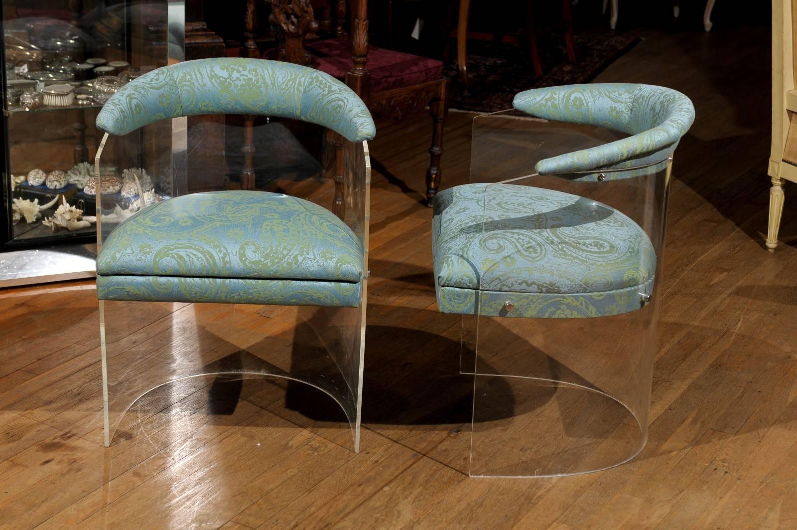 Pair of Lucite Barrel Back Chairs 1