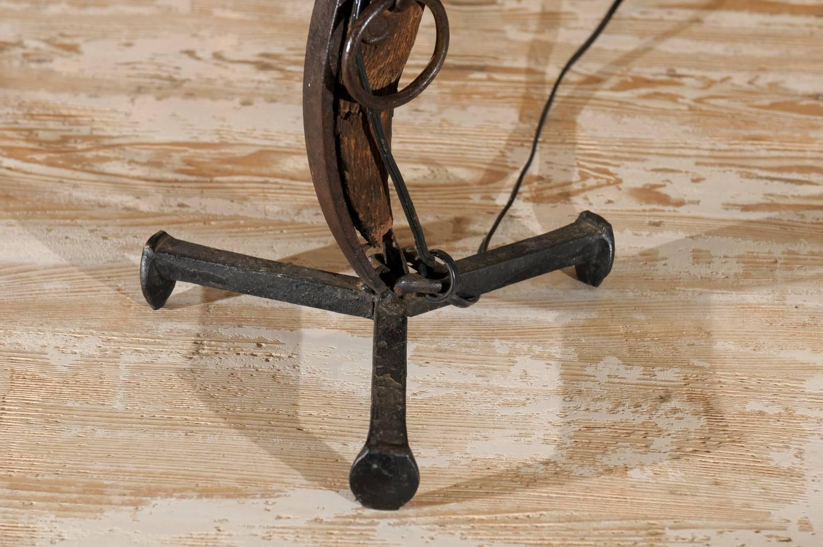 Vintage Folk Art Gun Lamp of Wrought Iron and Driftwood For Sale 2