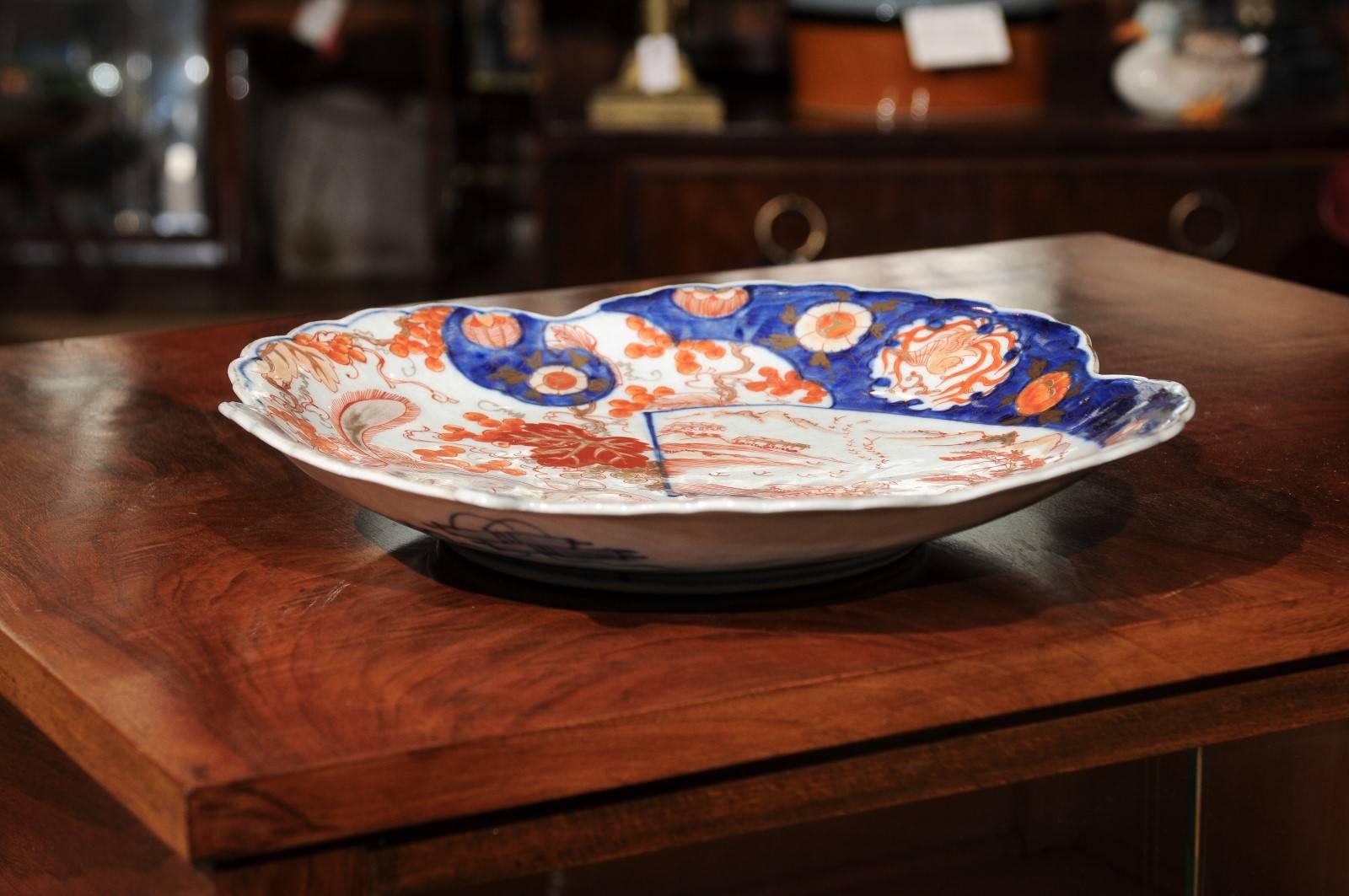 Japanese Shell Shaped Imari Plate  1