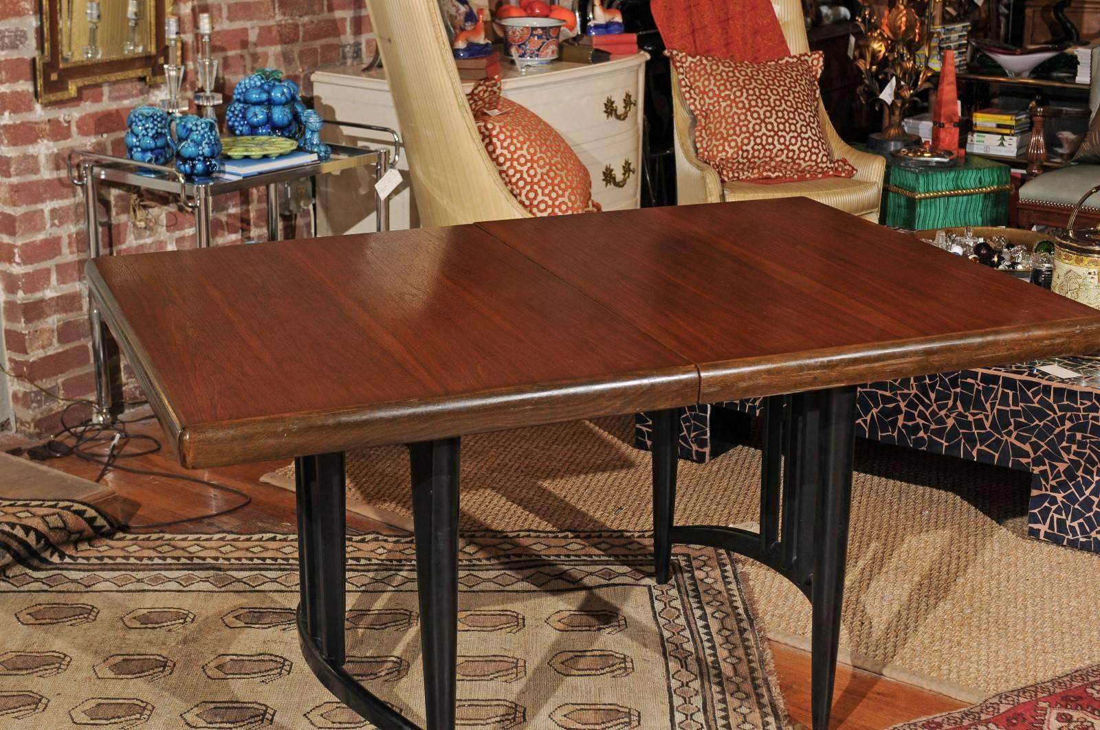 Mid-Century Dining Table of Walnut 1