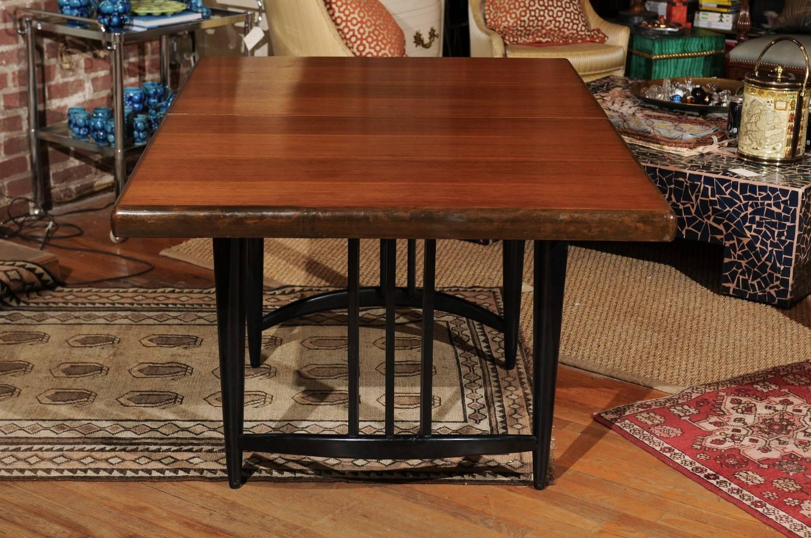 Mid-Century Dining Table of Walnut 2