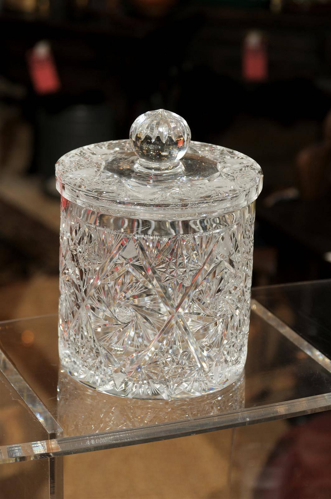 20th century fine quality container of hand-cut and etched glass with the original lid. Can be used as an ice bucket or candy dish.