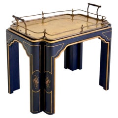 Mesita auxiliar de estilo Regencia vintage, de laca negra y latón, con detalles de chinoiserie