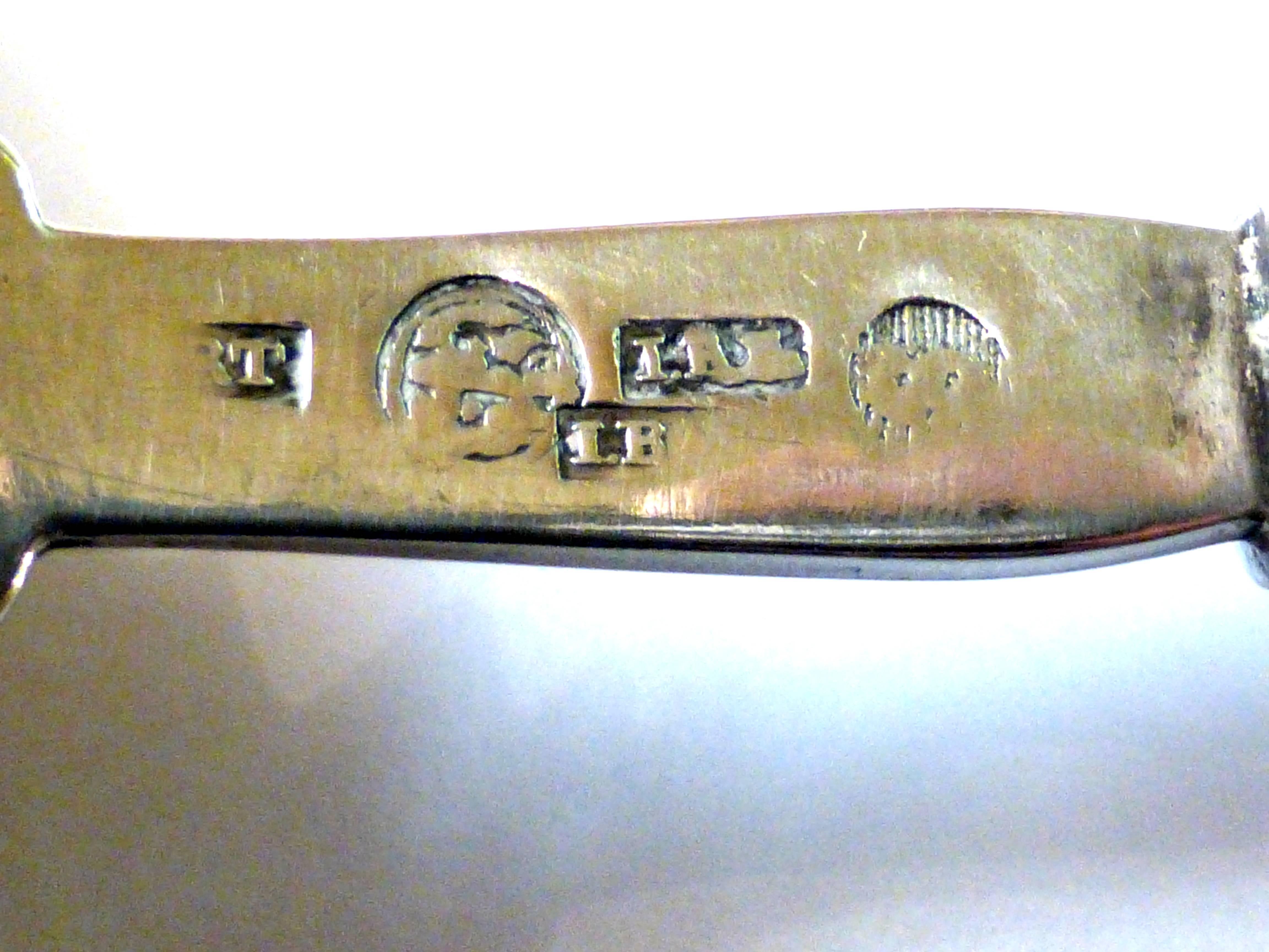 cucharon de plata
