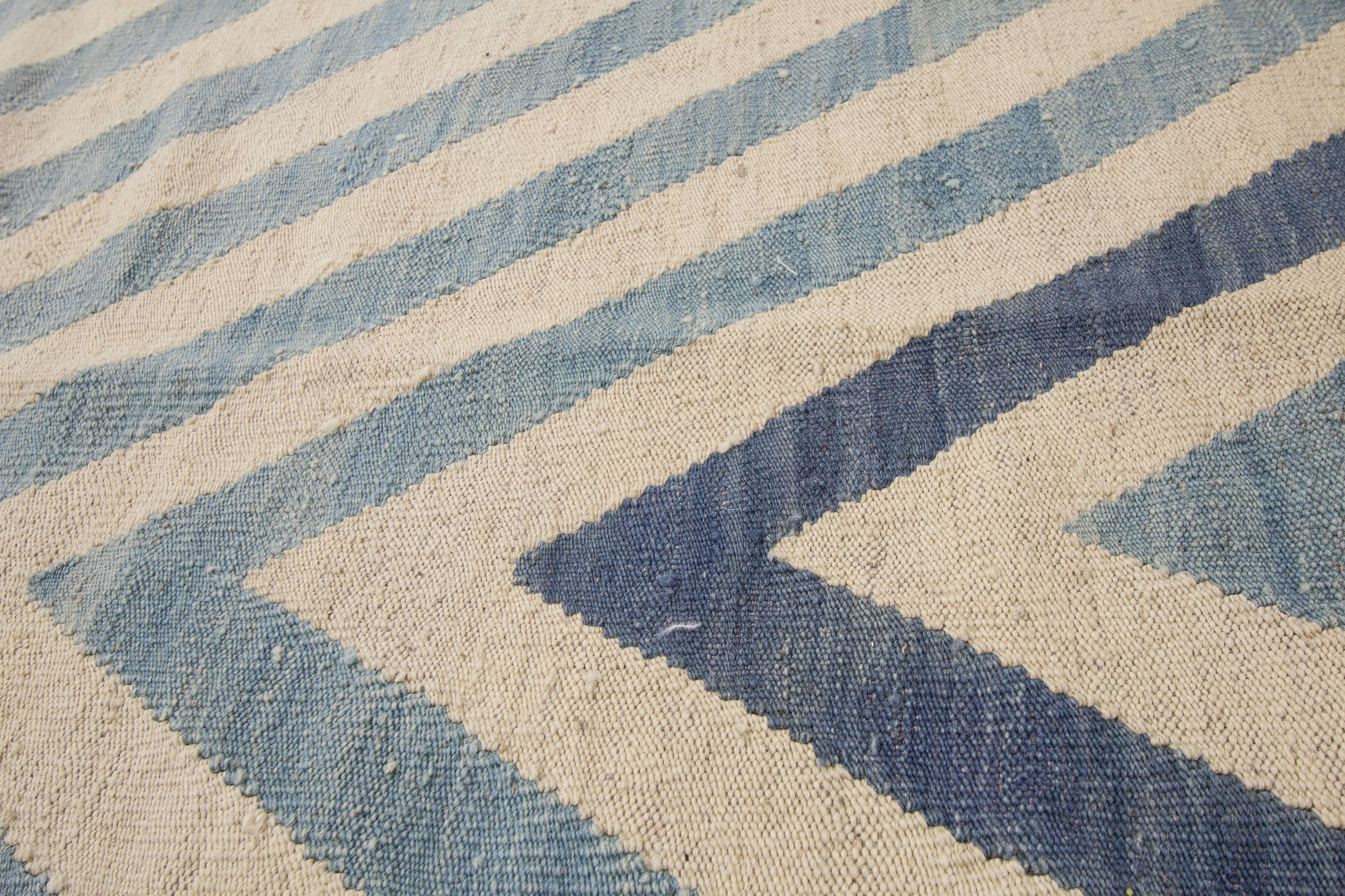 21st Century Contemporary Beige, Blue Pakistani Kilim-Style Rug 2