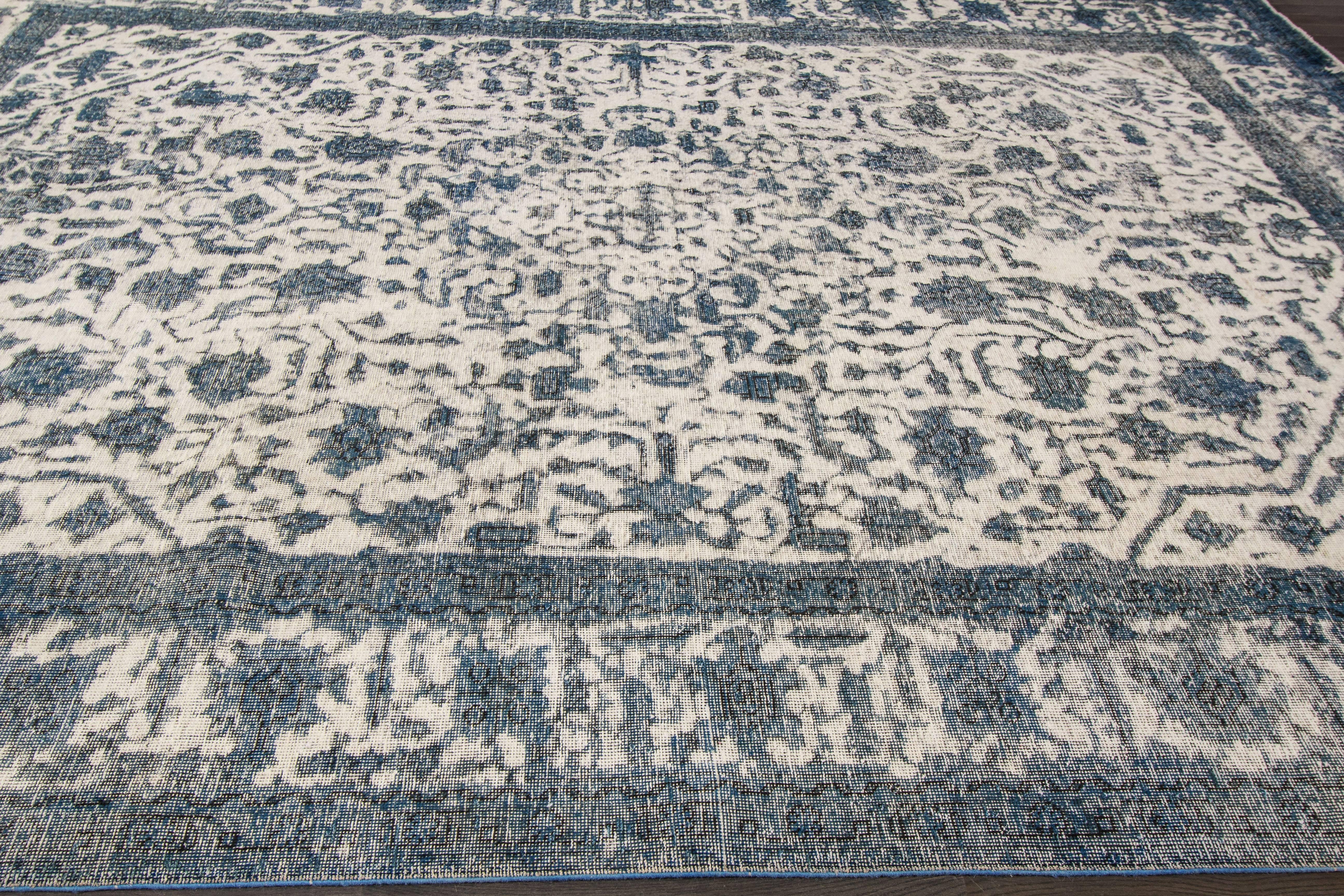 21st Century Contemporary Teal, Blue Overdyed Pakistani Rug In Distressed Condition For Sale In Norwalk, CT