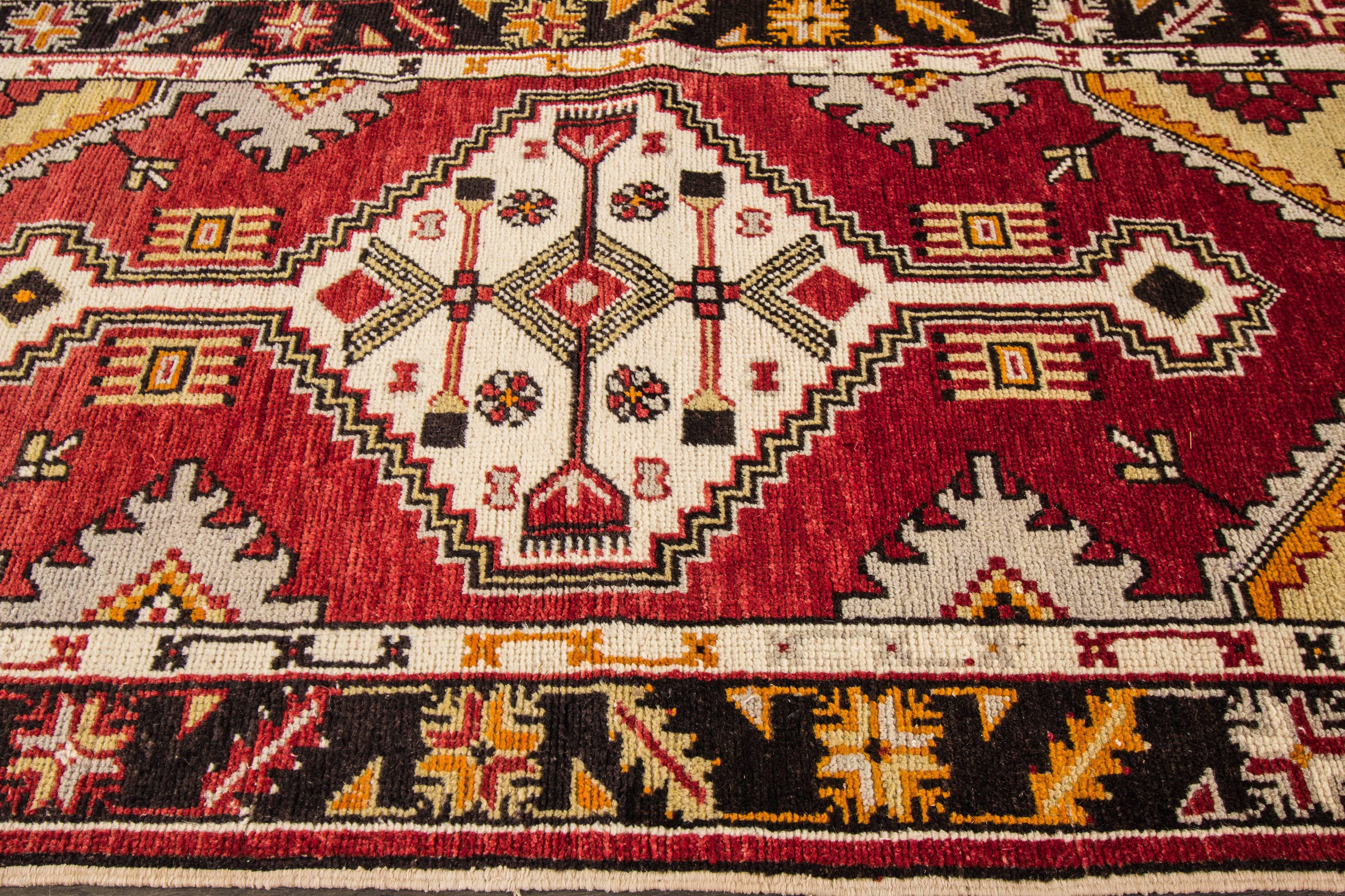 Anatolischer Teppich, 2'9 Zoll