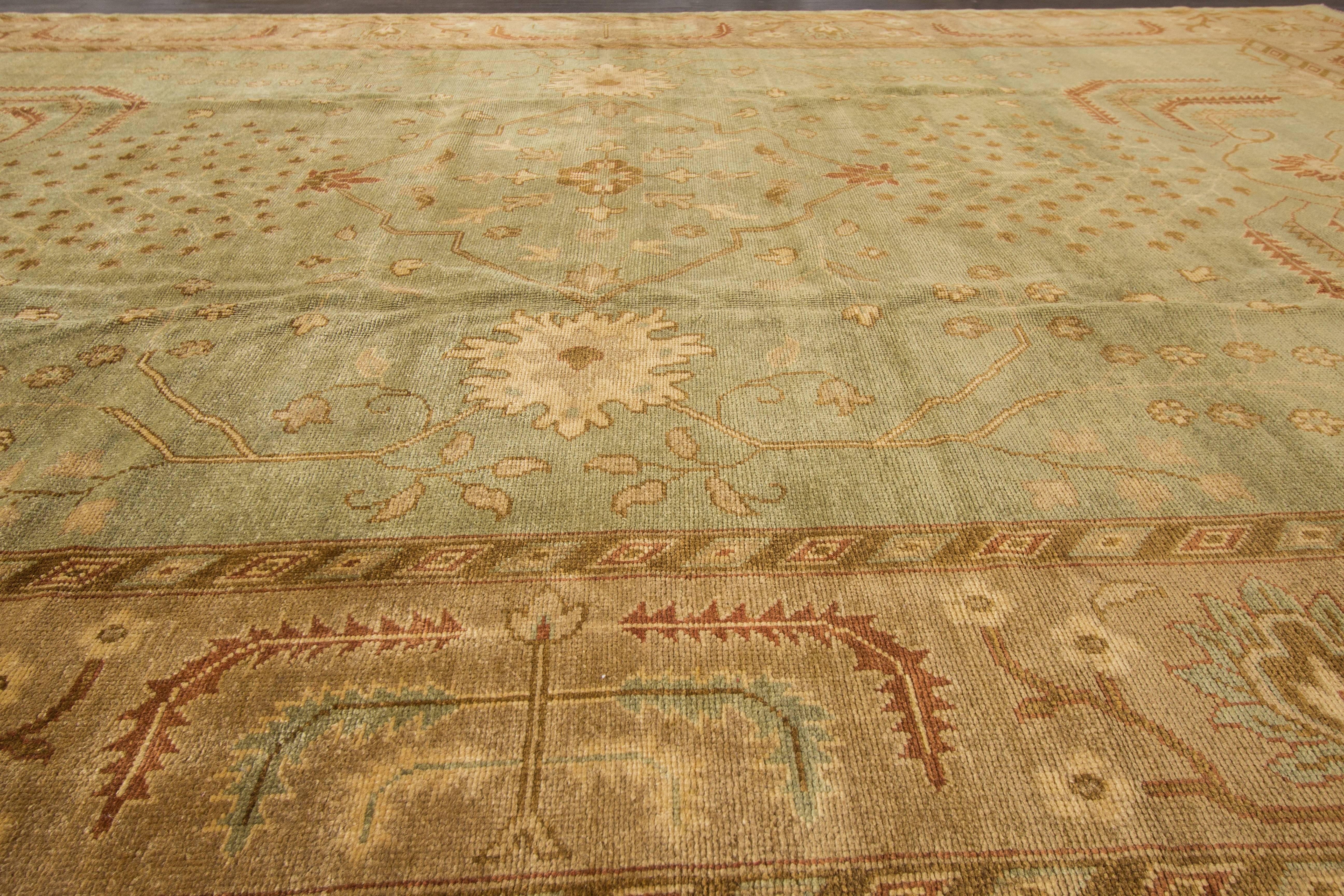 Modern Turkish Oushak Style Rug In Excellent Condition In Norwalk, CT