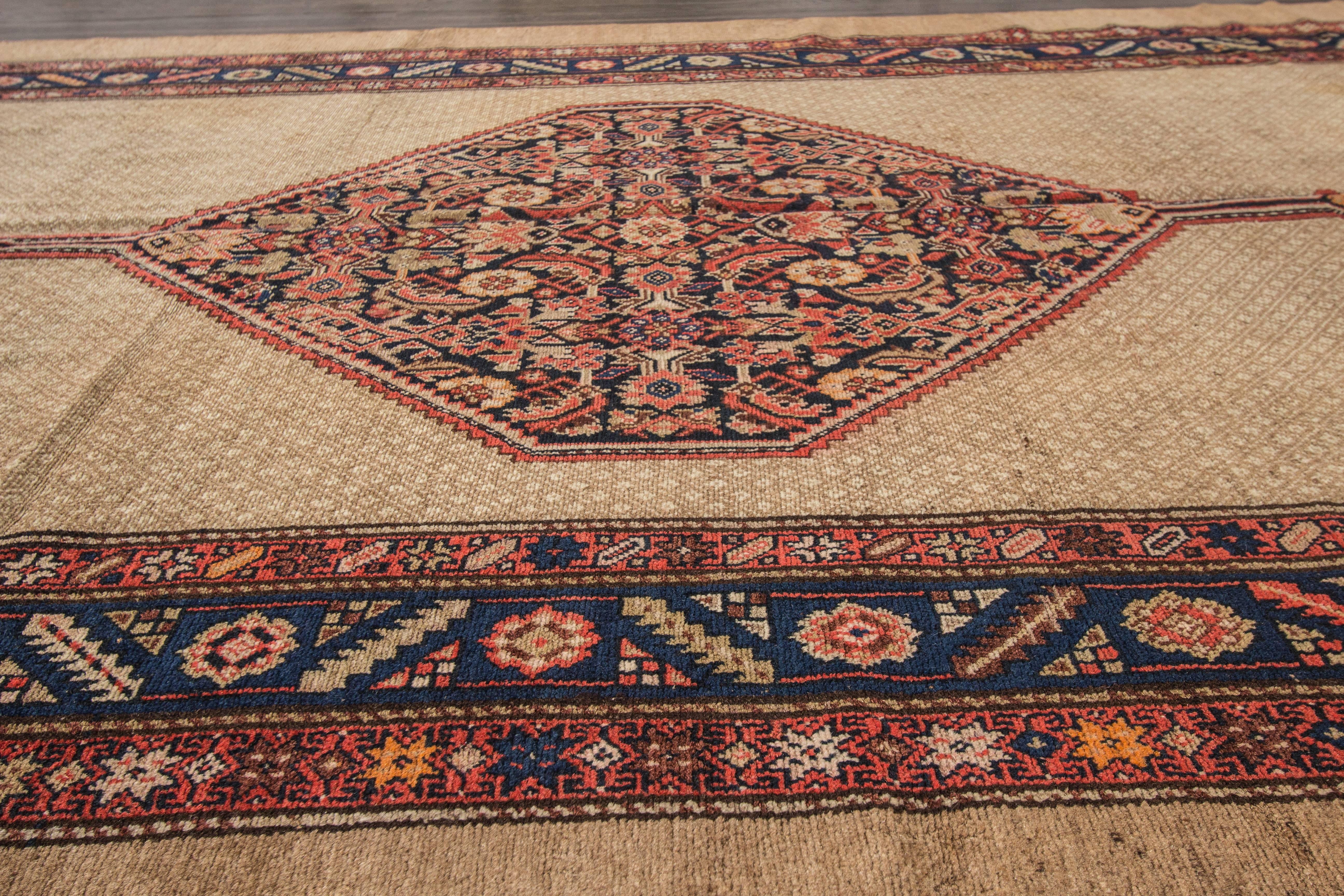 Early 20th Century Antique Serab Rug Gallery For Sale