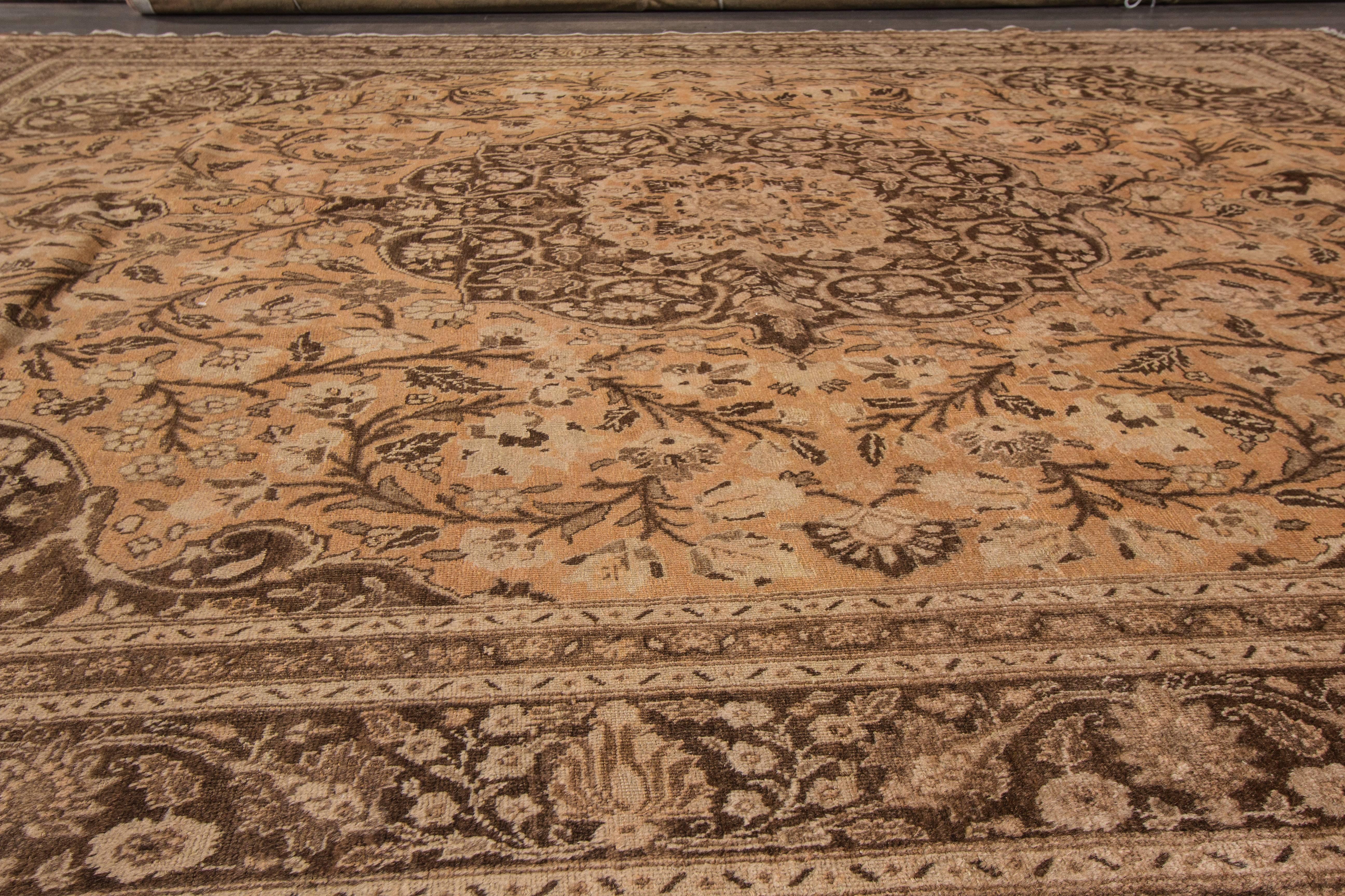 Antiker Täbris-Teppich (Tabriz) im Angebot