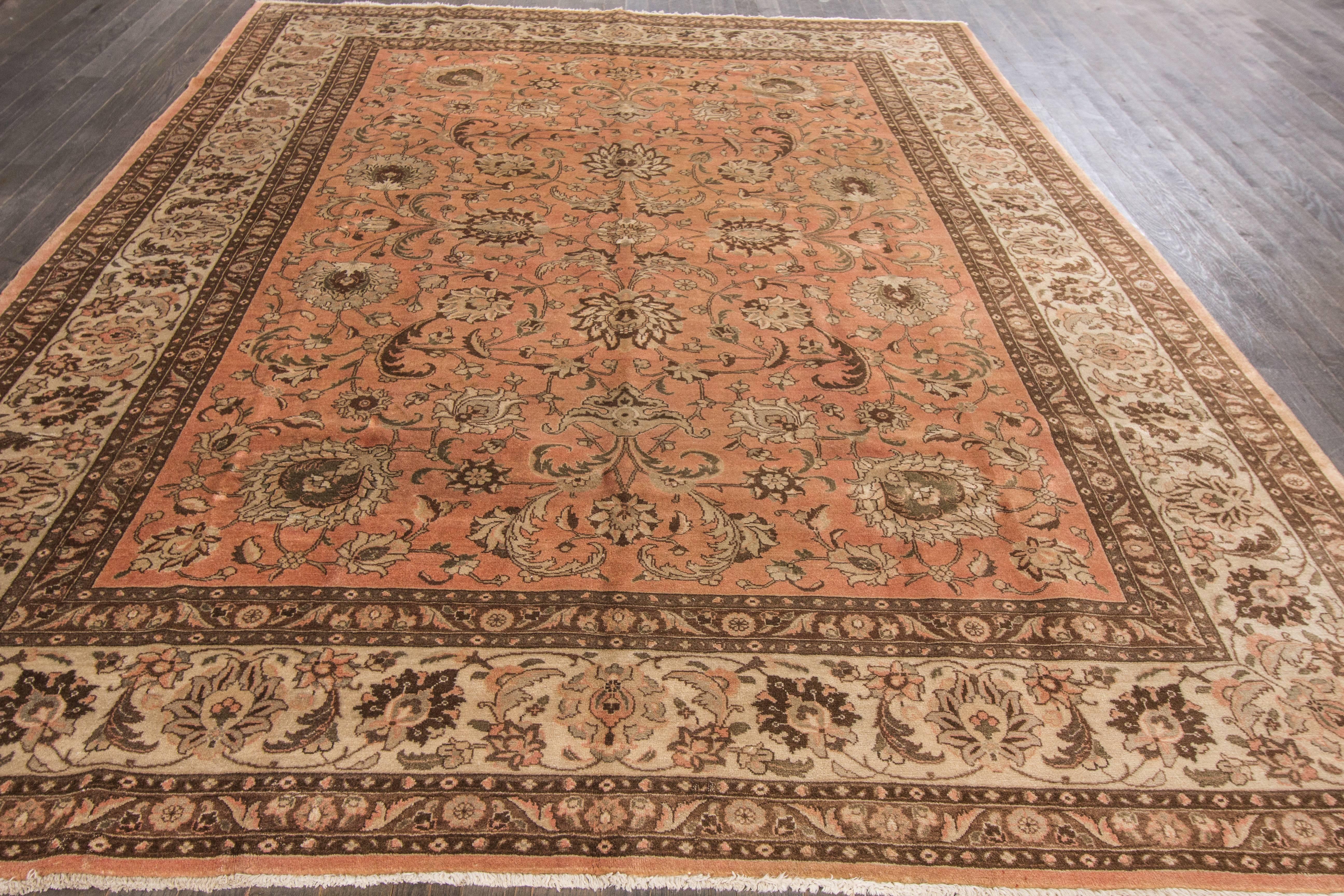 Early 20th Century Lovely Nice Vintage Tabriz Rug For Sale