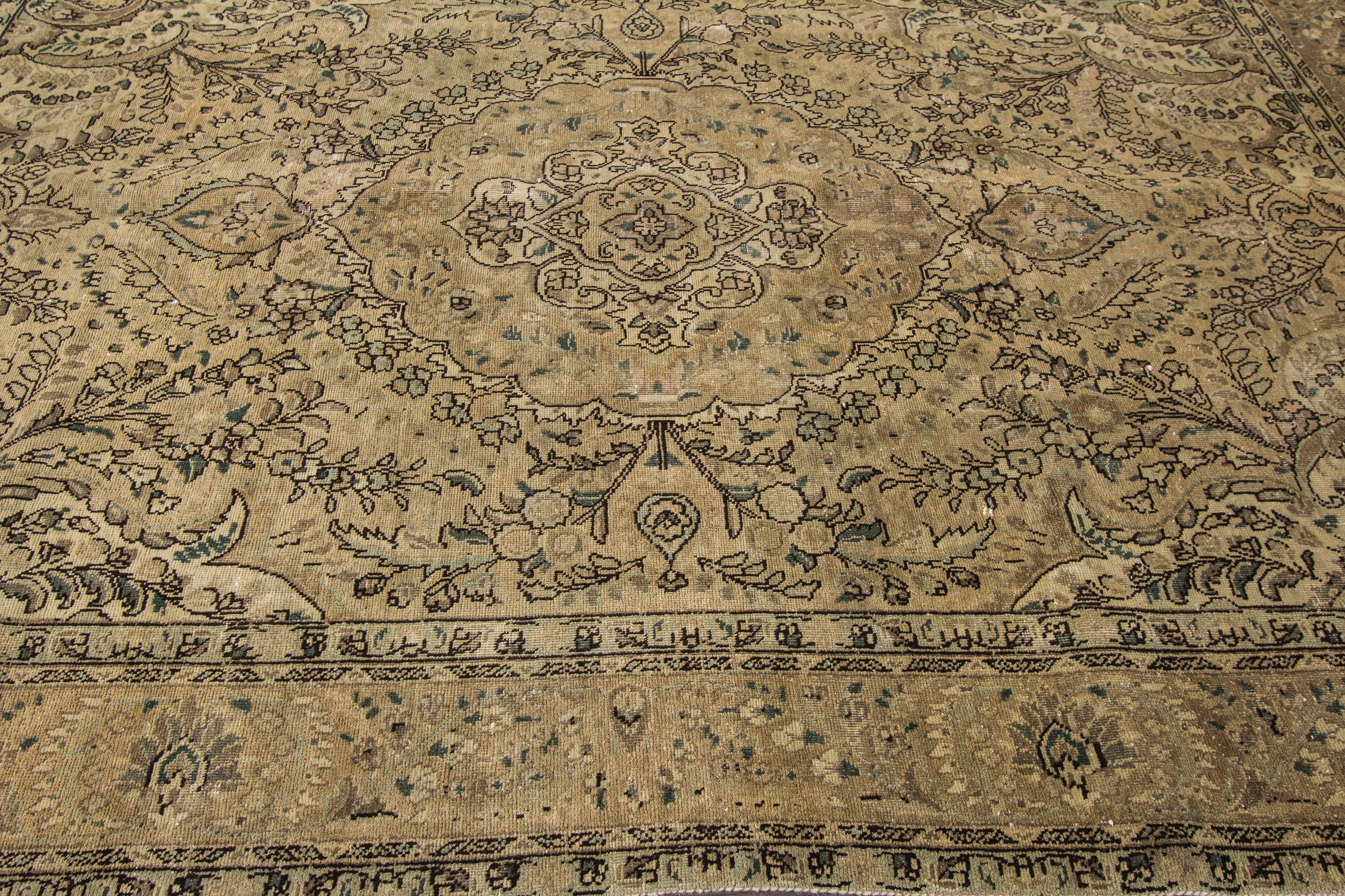 Mid-20th Century Beautifully Contrasted Persian Tabriz Rug For Sale