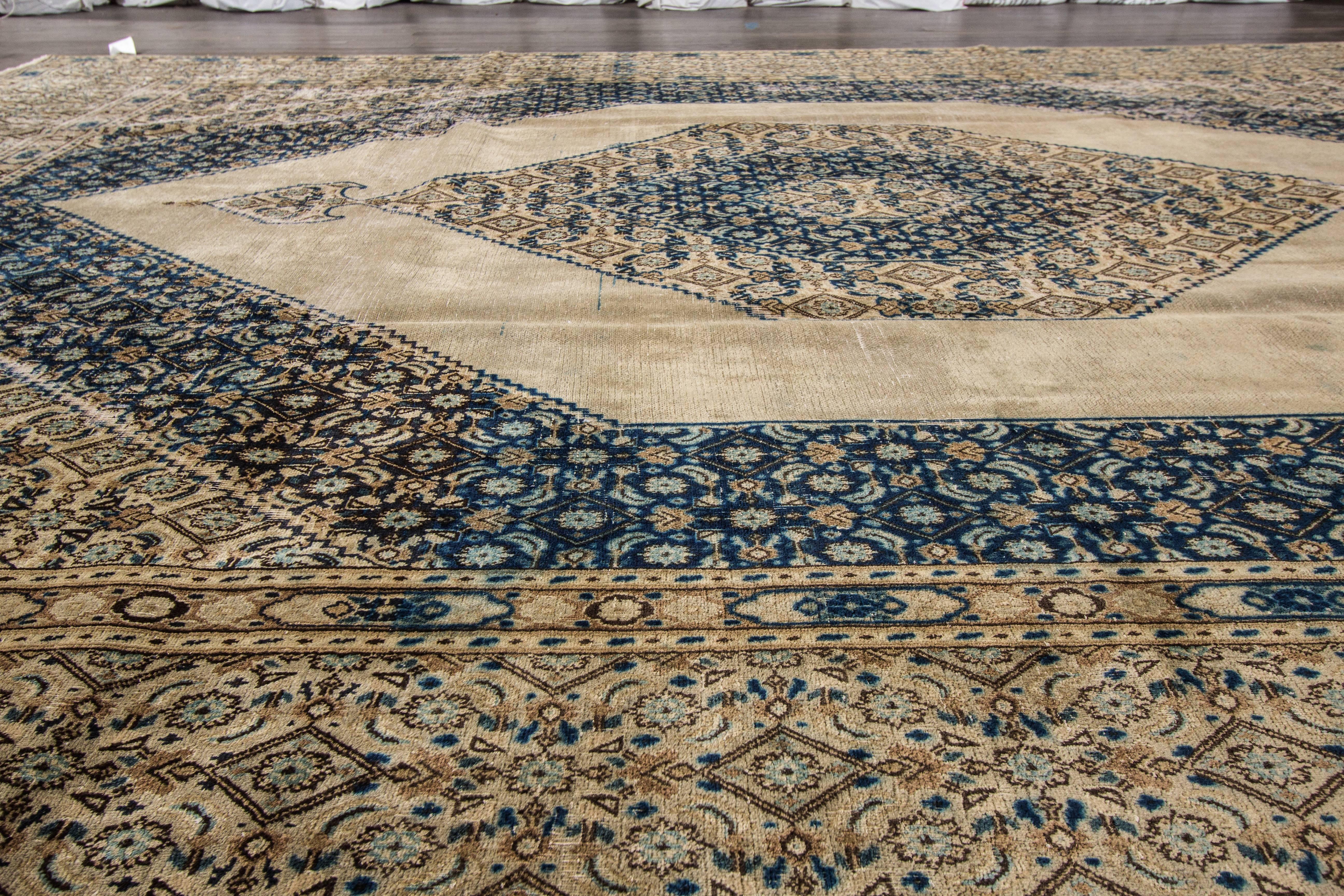 Hand-Knotted Great Looking Persian Tabriz Rug For Sale