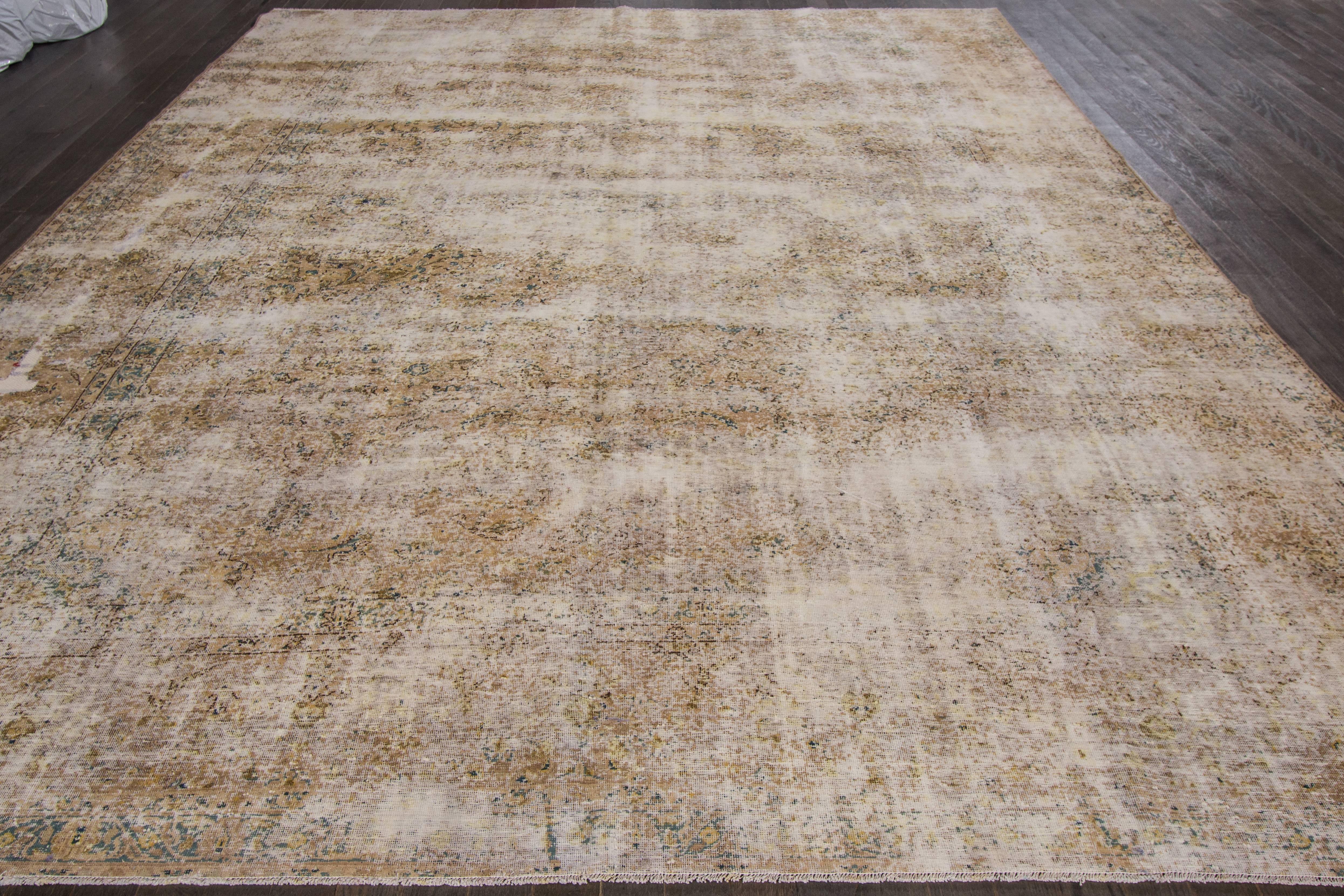 Hand-Knotted Great Looking Persian Kerman Rug For Sale