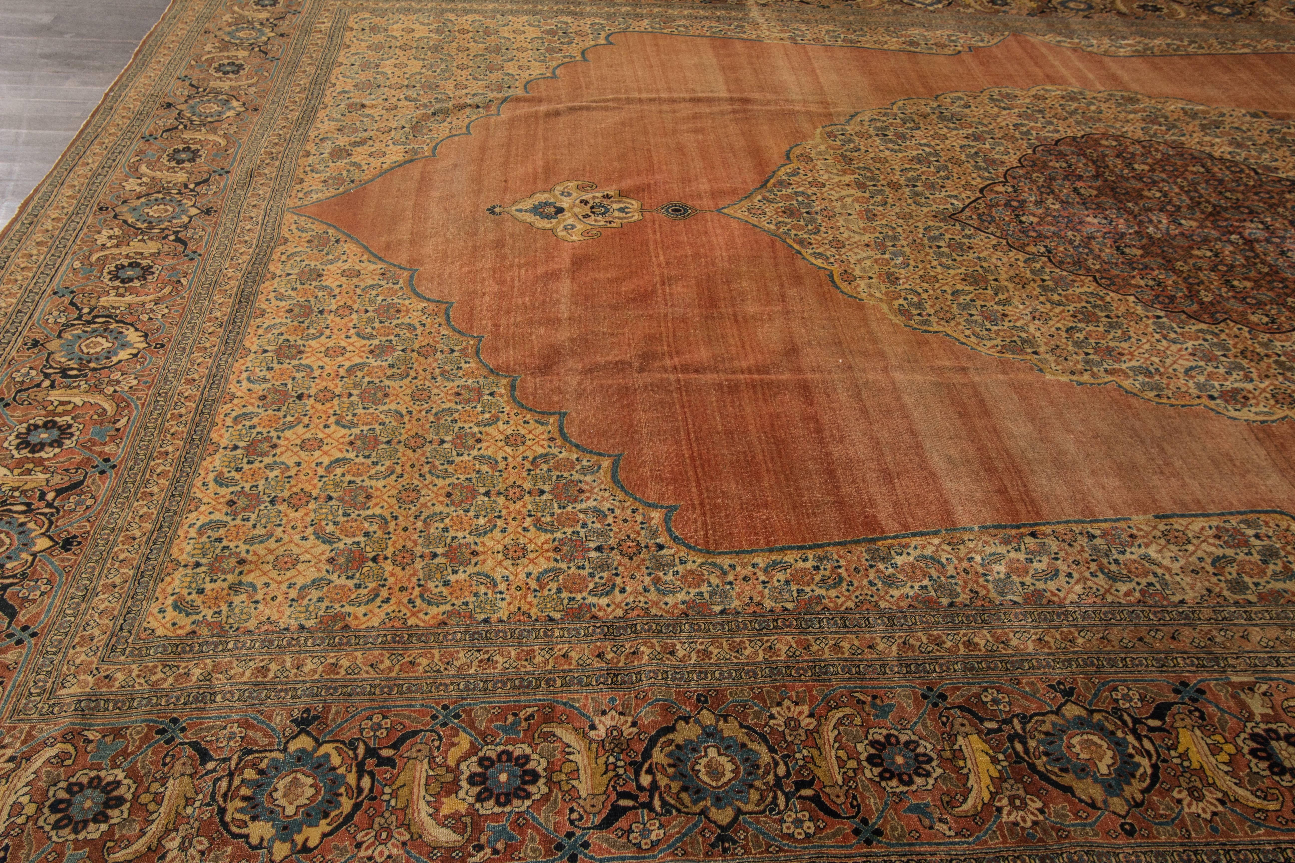 Simply Beautiful Antique Persian Tabriz Rug In Excellent Condition For Sale In Norwalk, CT